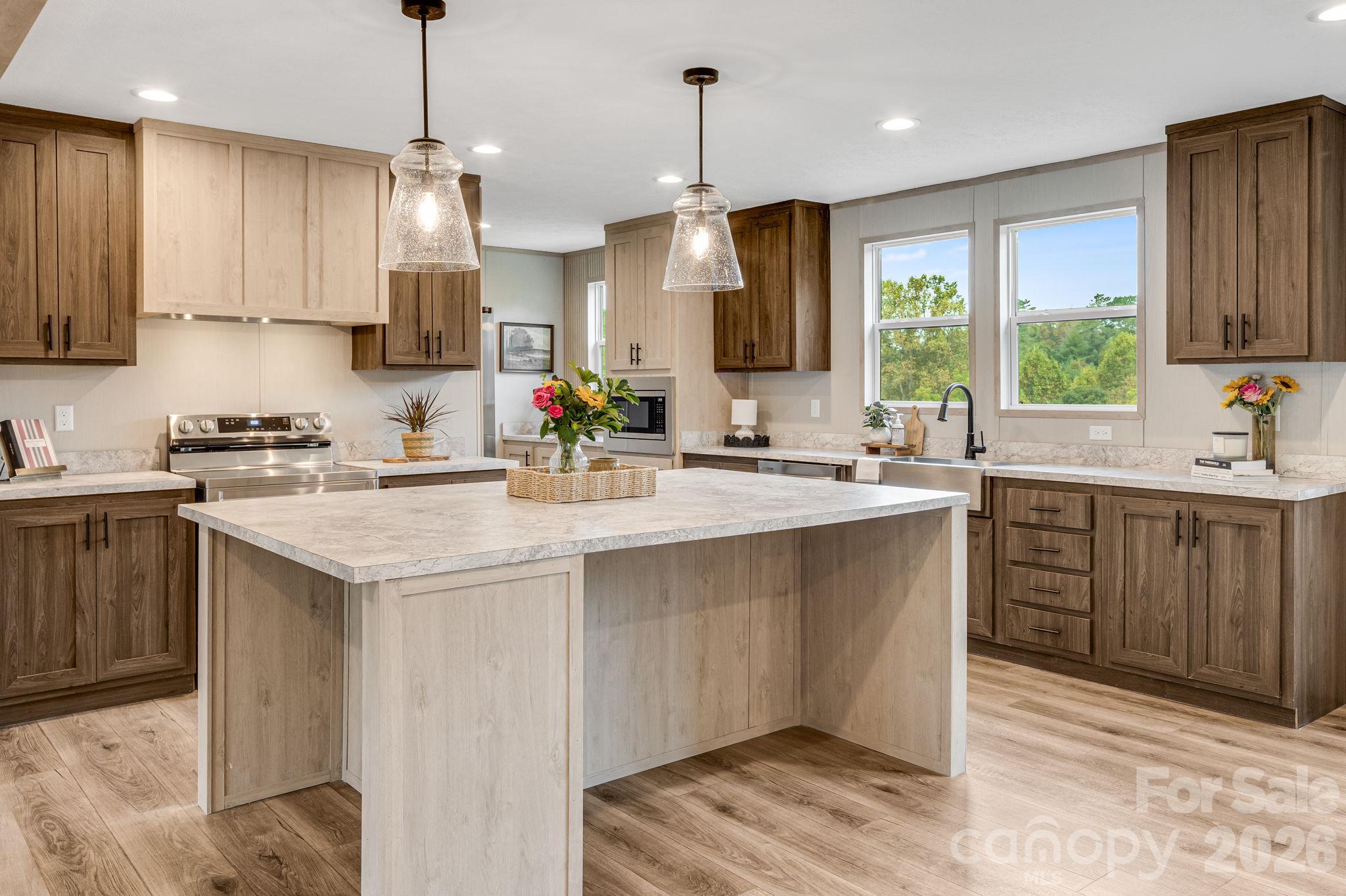 823 Jupiter Road Property Photo 1