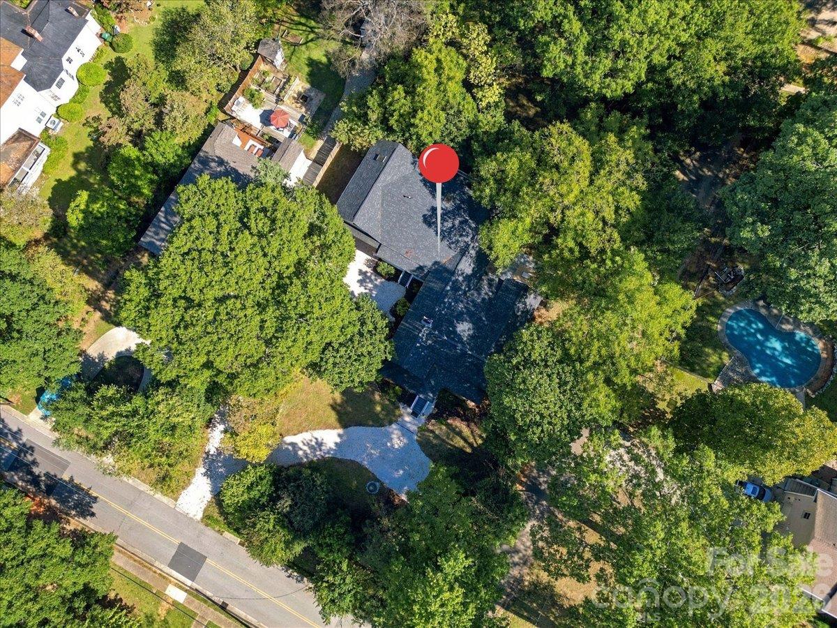 315 Confederate Street Property Photo 36