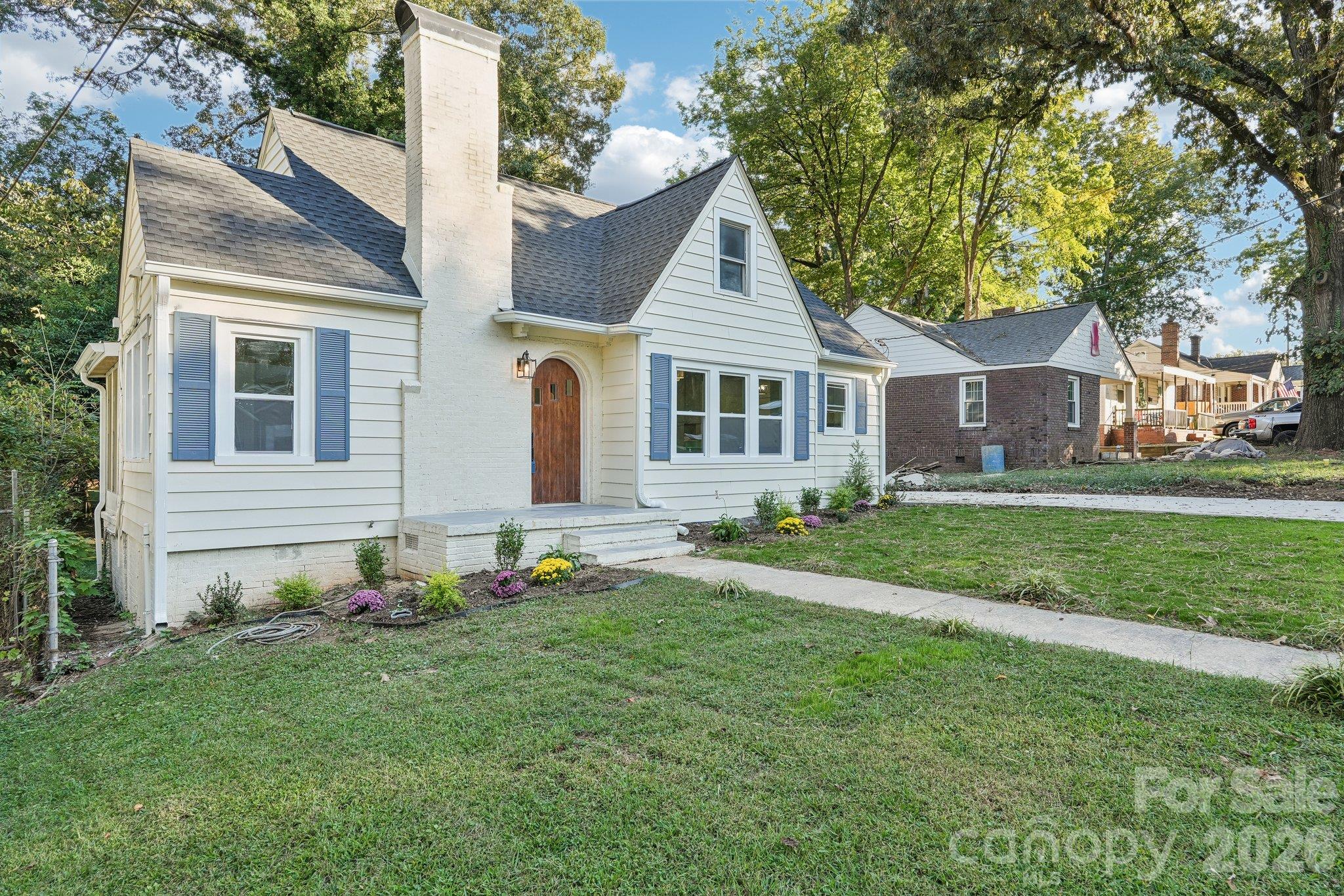2918 Rush Avenue Property Photo 2