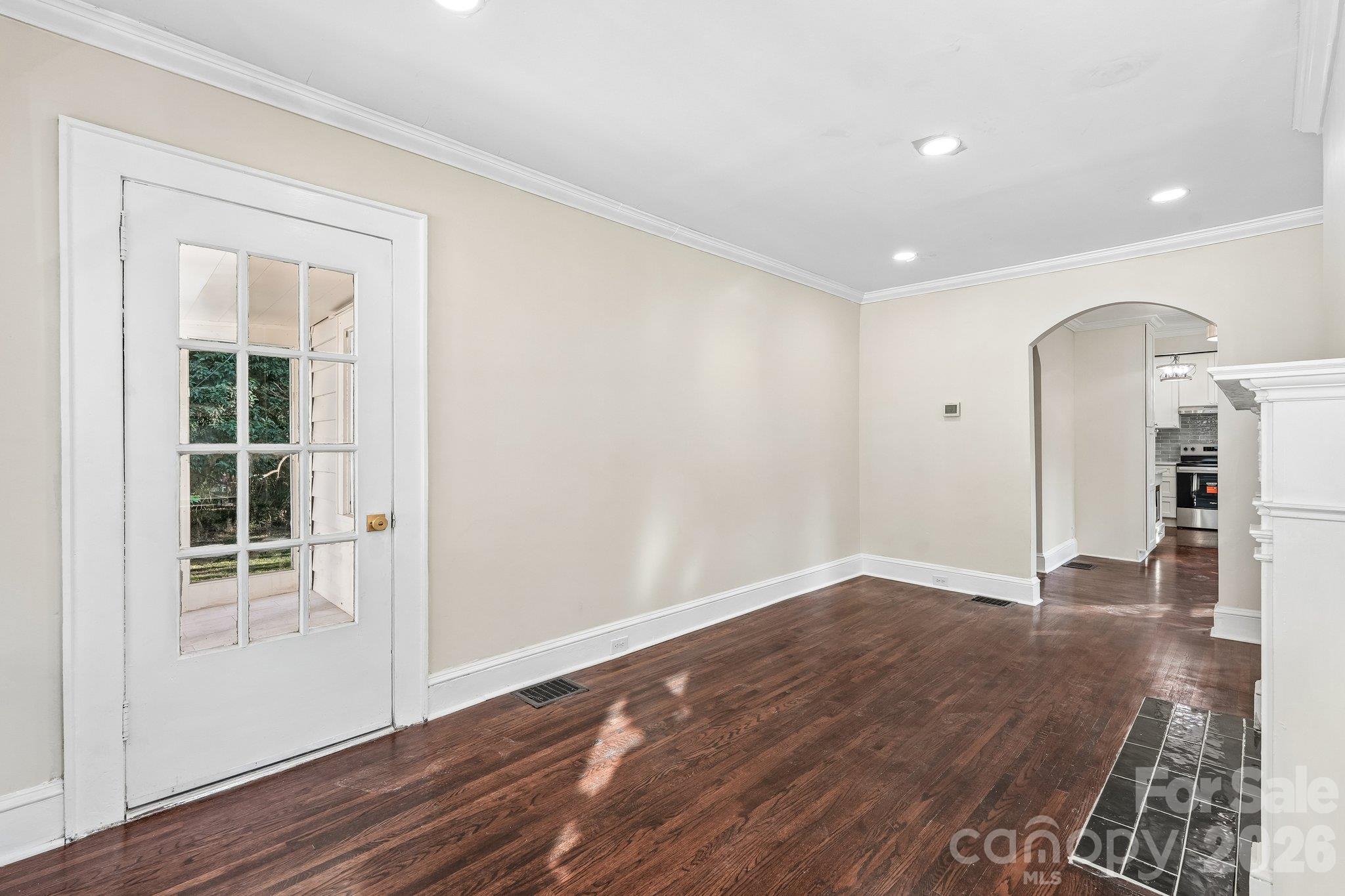 2918 Rush Avenue Property Photo 5