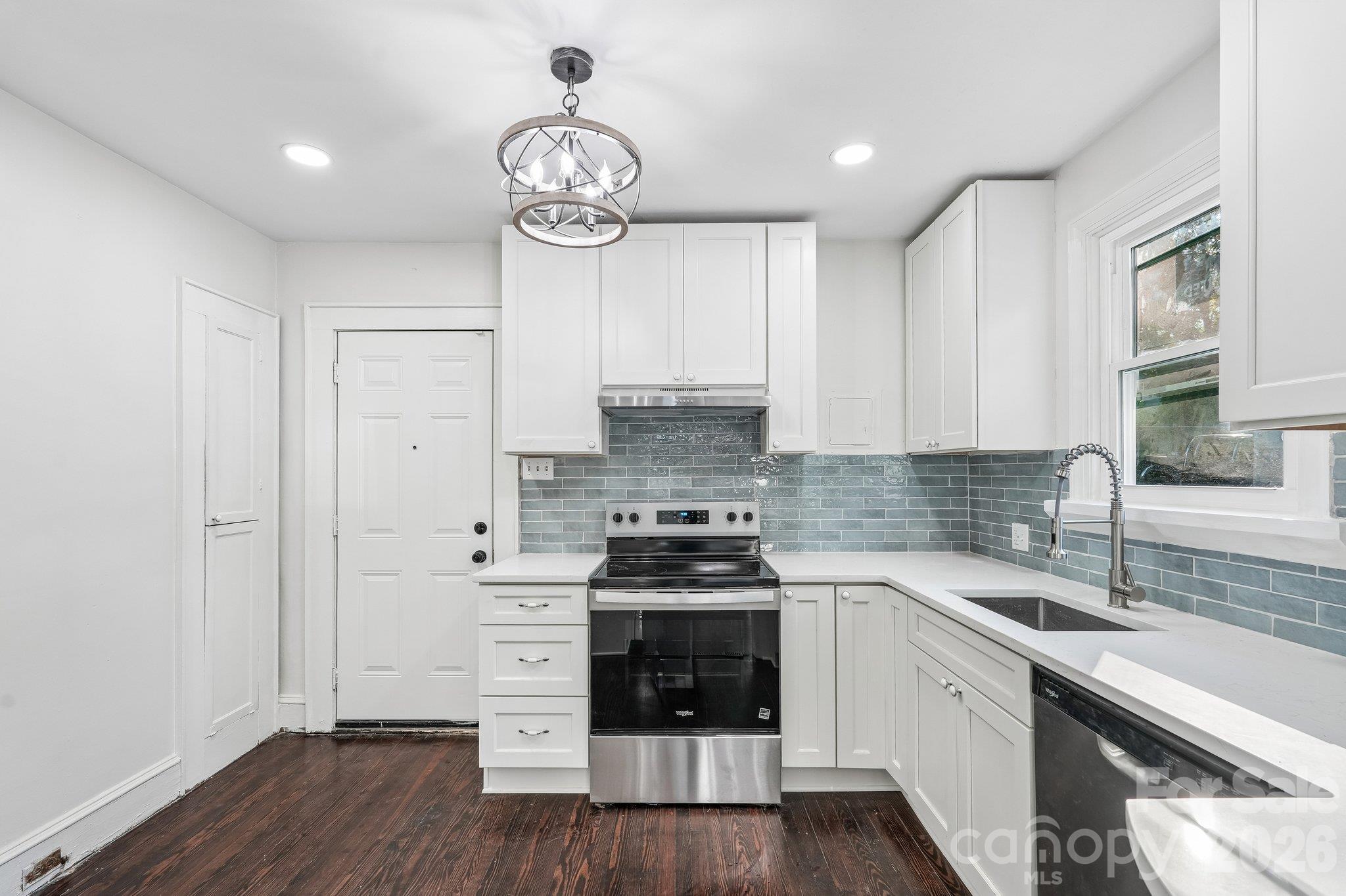 2918 Rush Avenue Property Photo 14