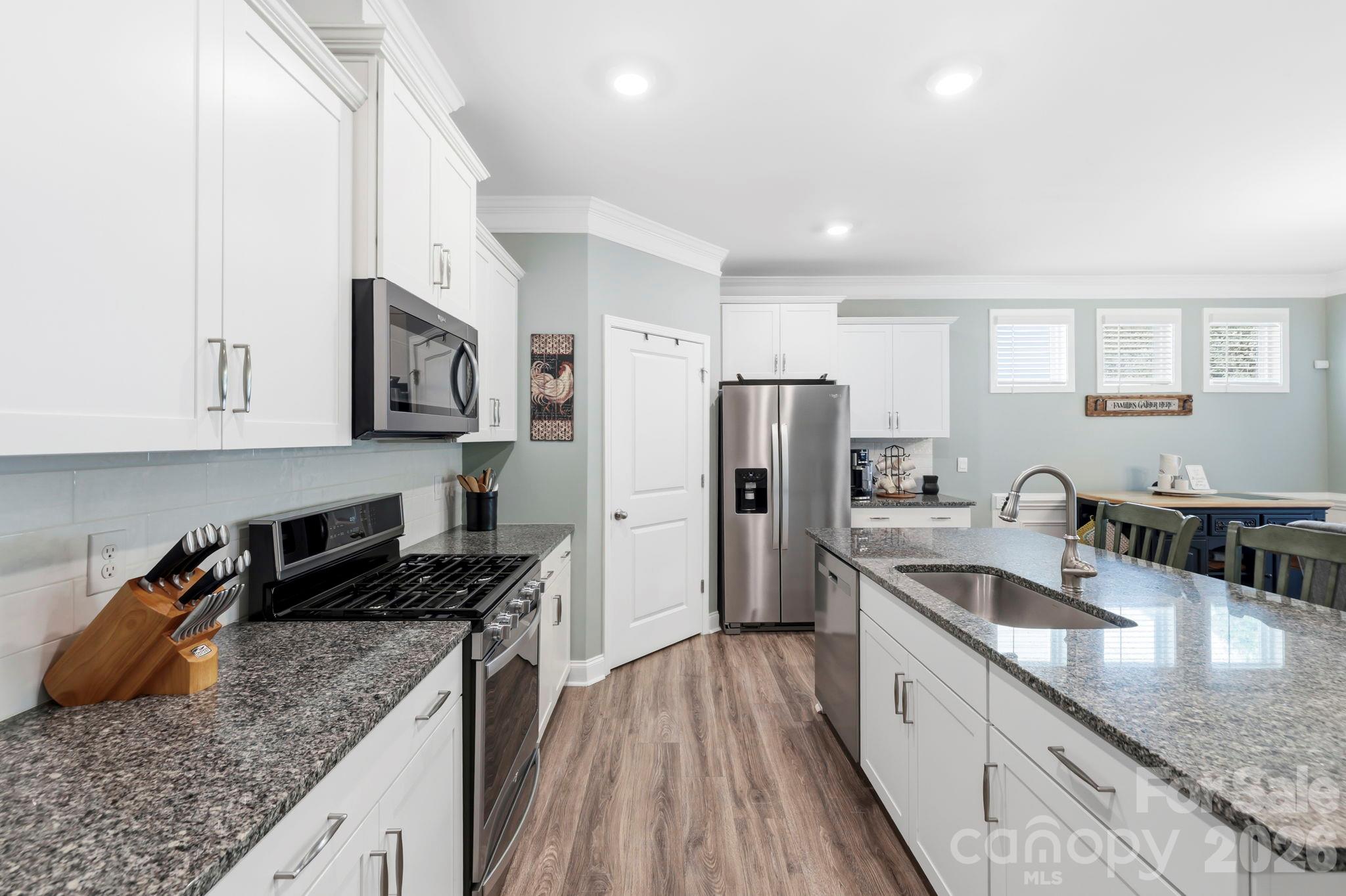 451 Fox Cove Cove Property Photo 17