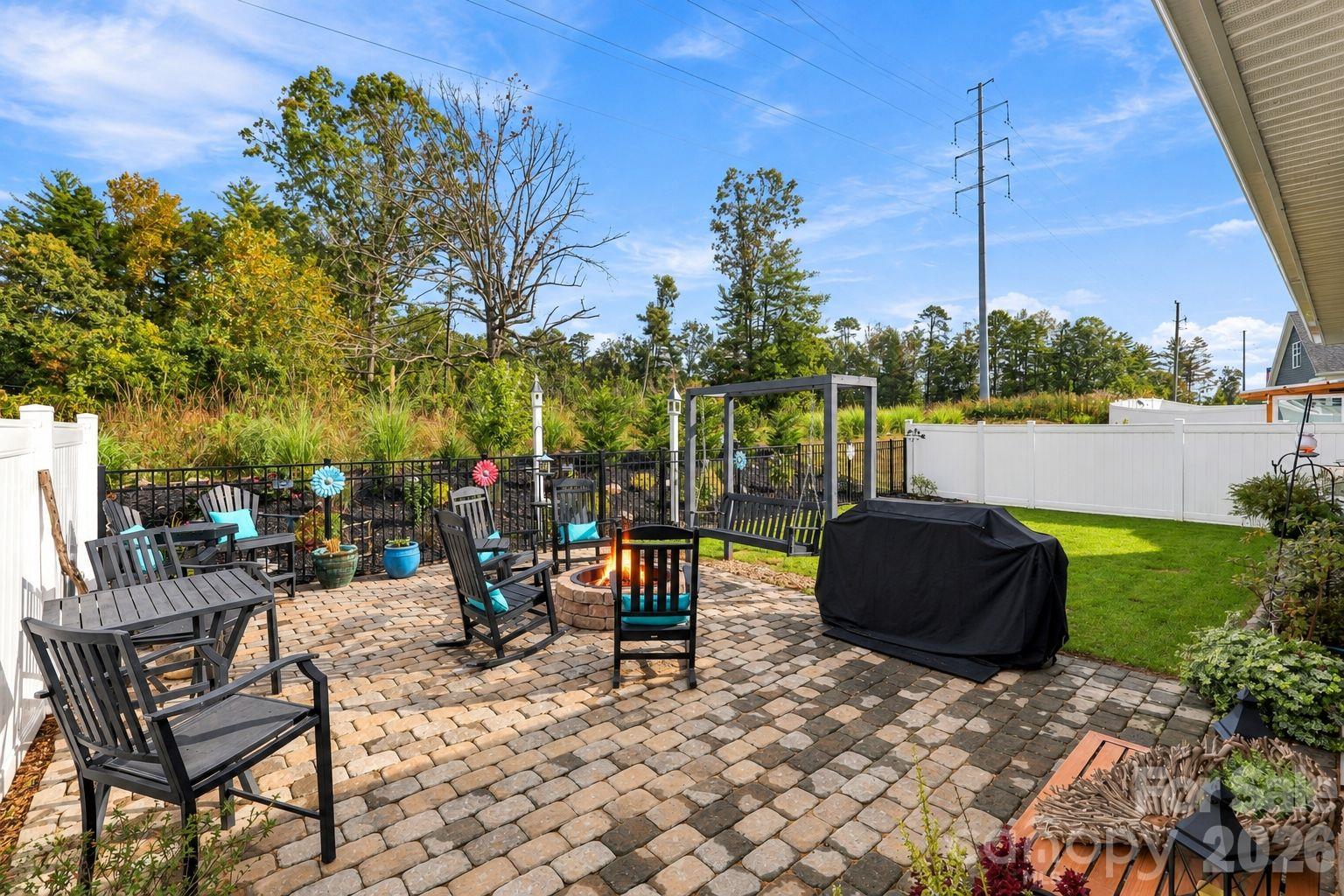 451 Fox Cove Cove Property Photo 37