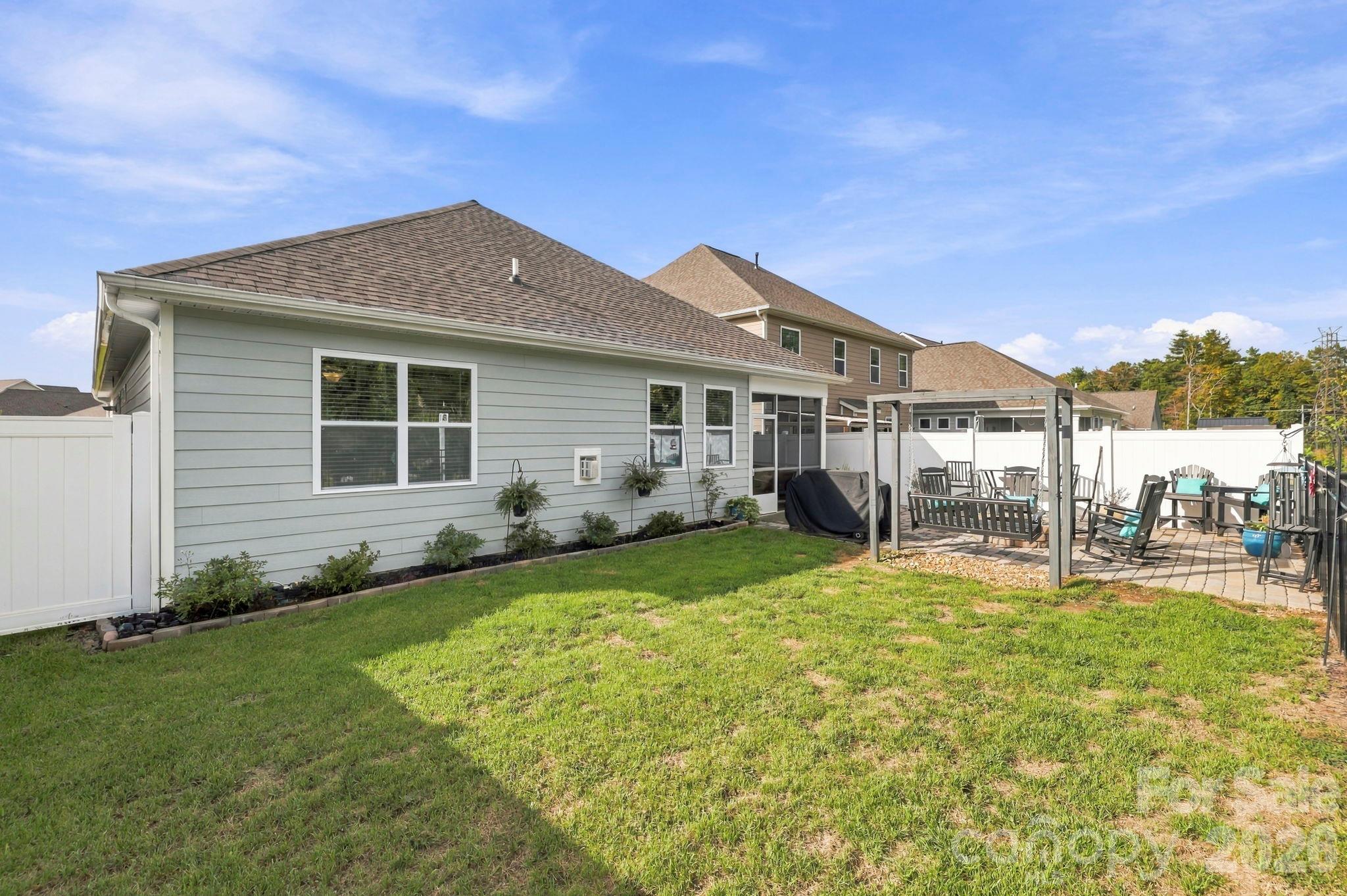 451 Fox Cove Cove Property Photo 39