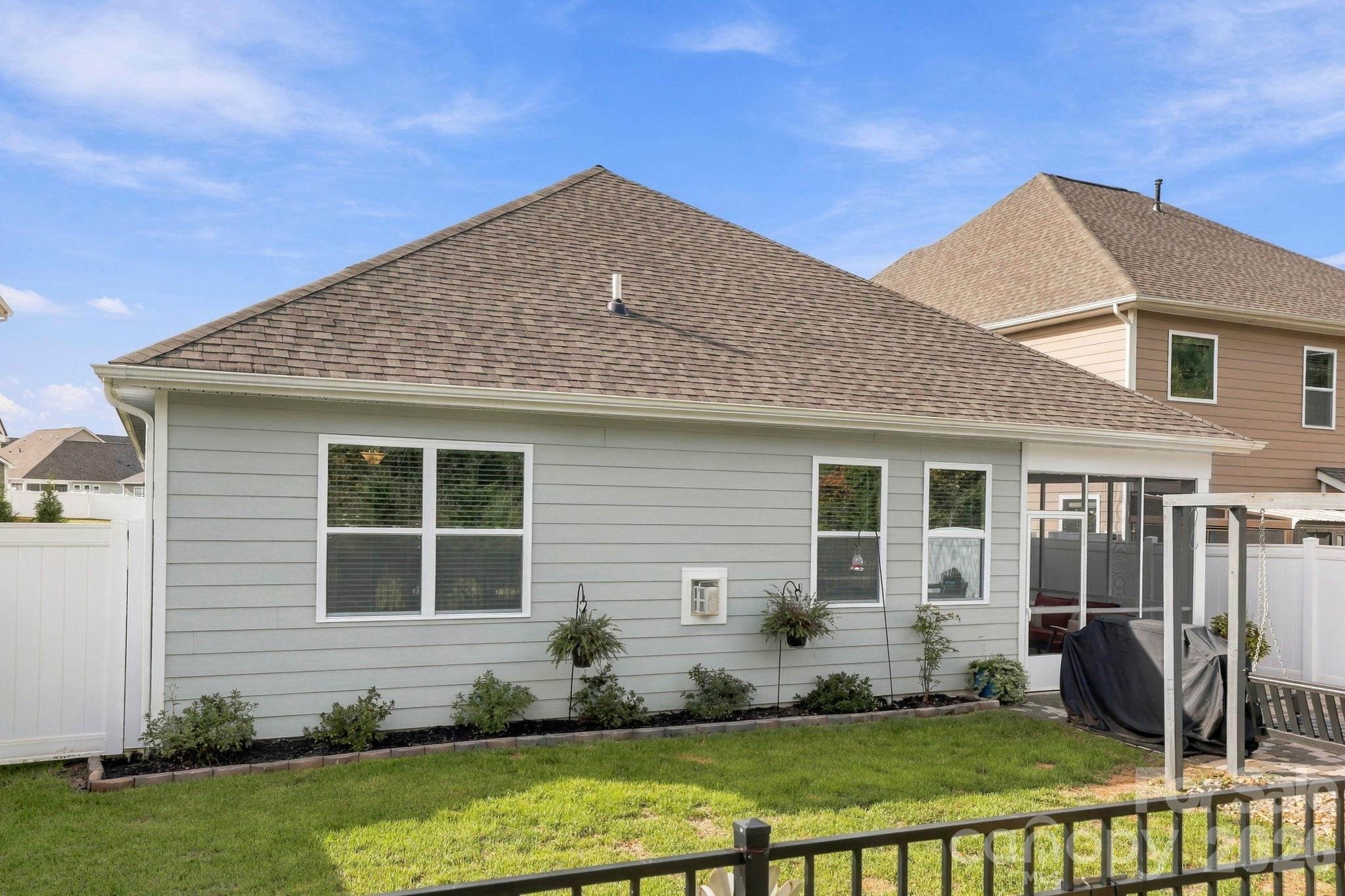 451 Fox Cove Cove Property Photo 40