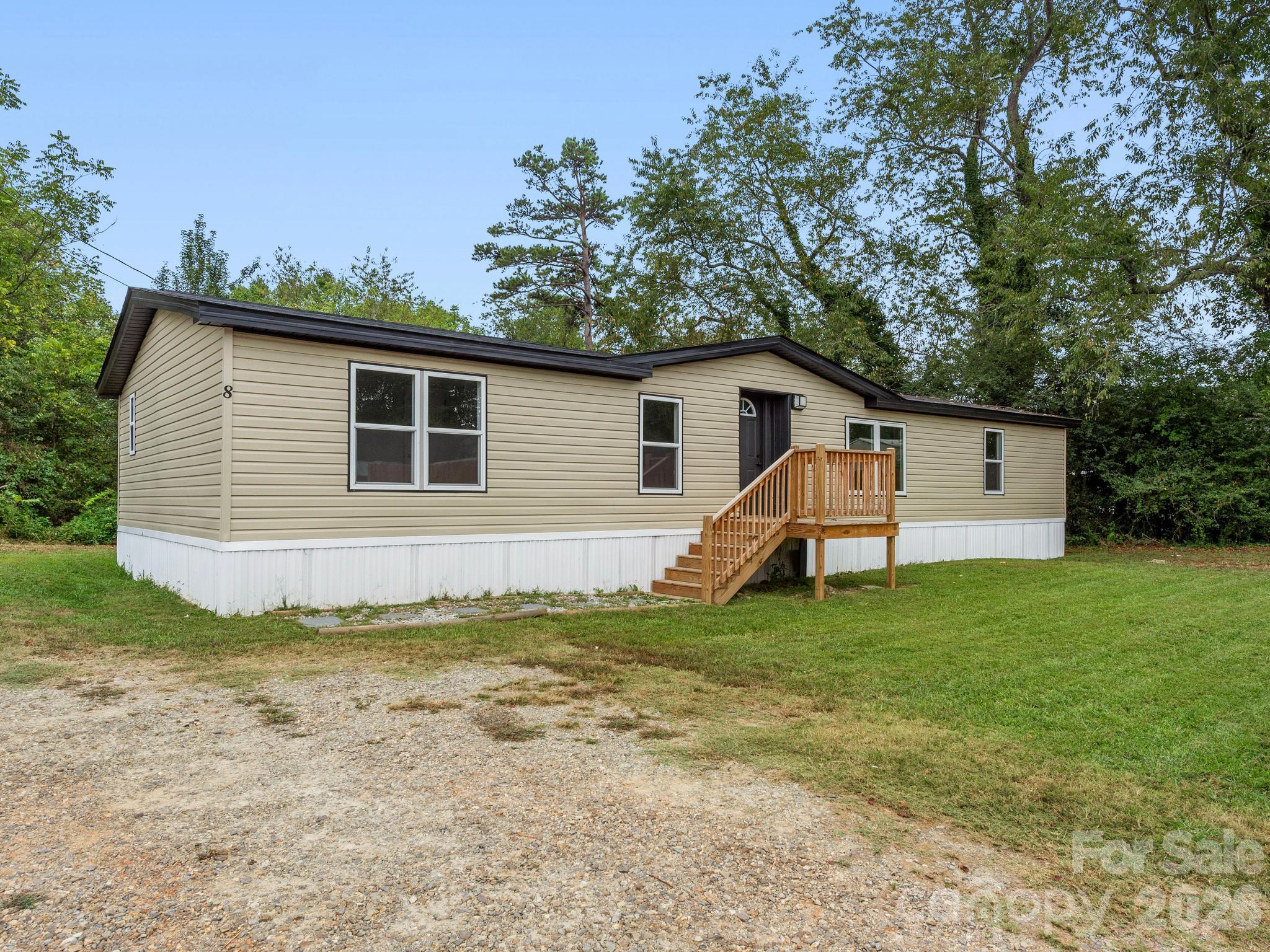 8 Teal Lane Property Photo 1