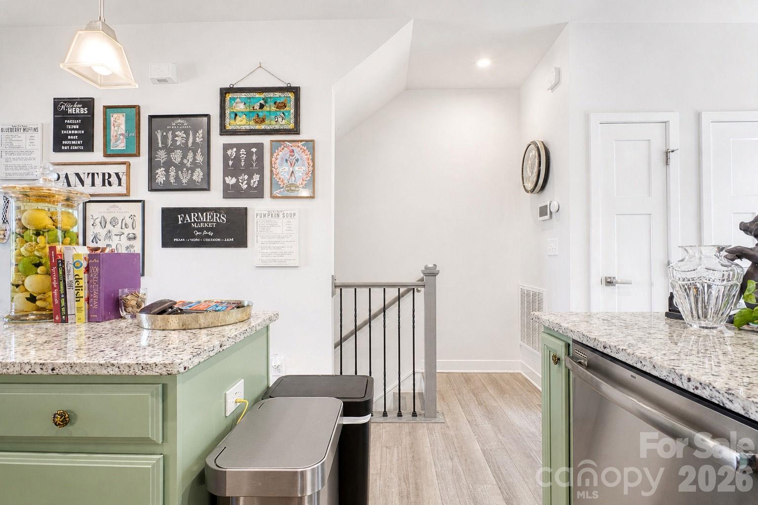 268 Parkwood Avenue Property Photo 12