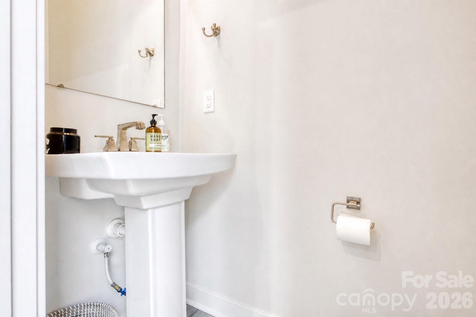 268 Parkwood Avenue Property Photo 17