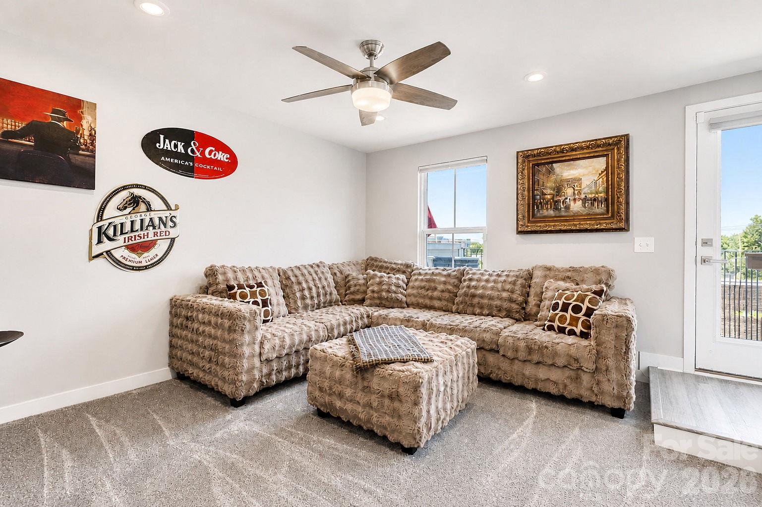 268 Parkwood Avenue Property Photo 34
