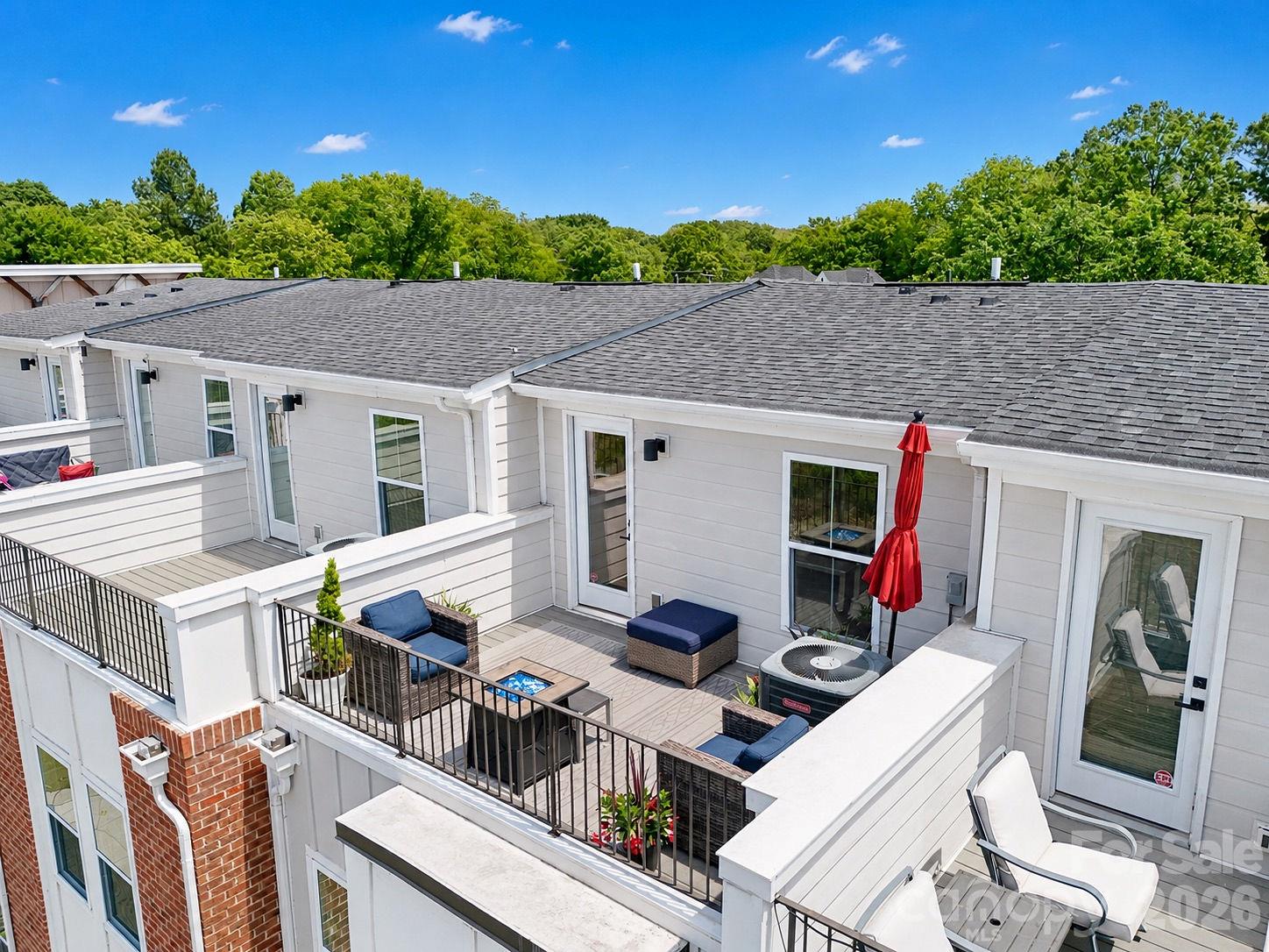 268 Parkwood Avenue Property Photo 48