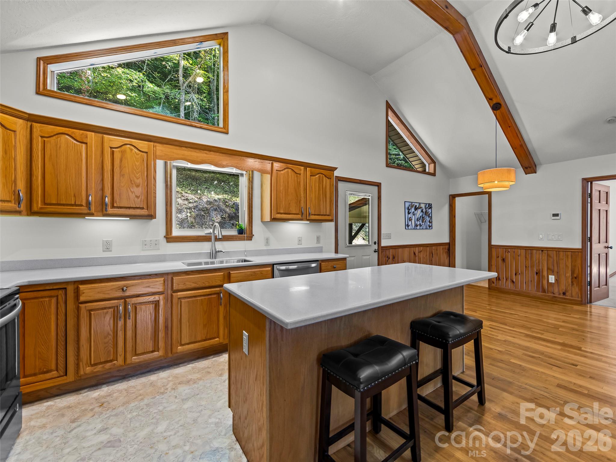 1090 Maple Springs Drive Property Photo 13