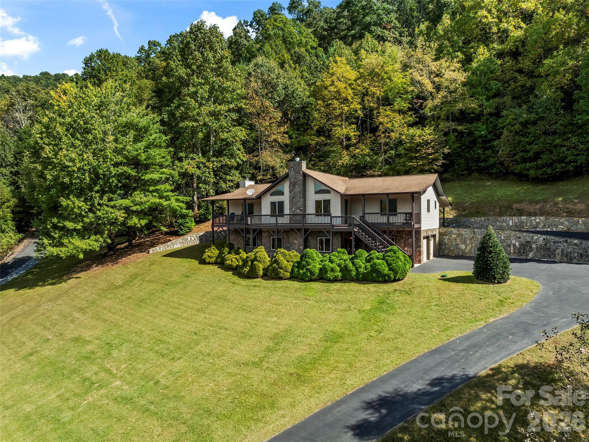 1090 Maple Springs Drive Property Photo 42