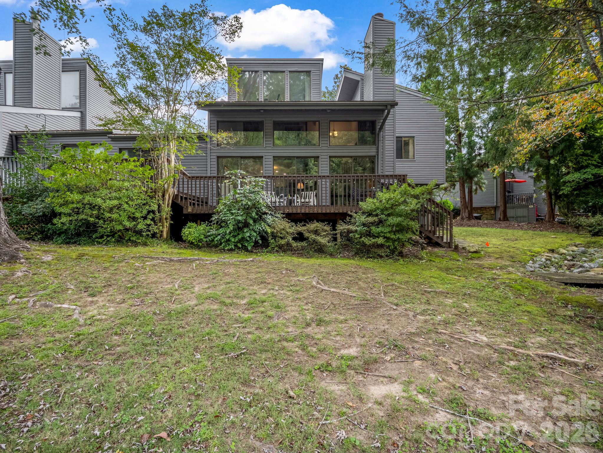 441 Mountains Boulevard D-101 Property Photo 3
