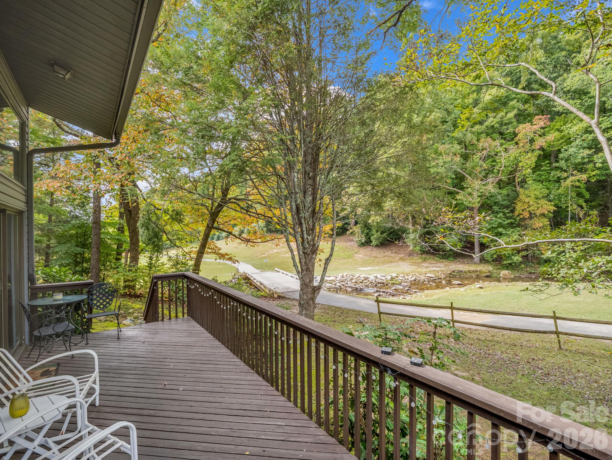 441 Mountains Boulevard D-101 Property Photo 7