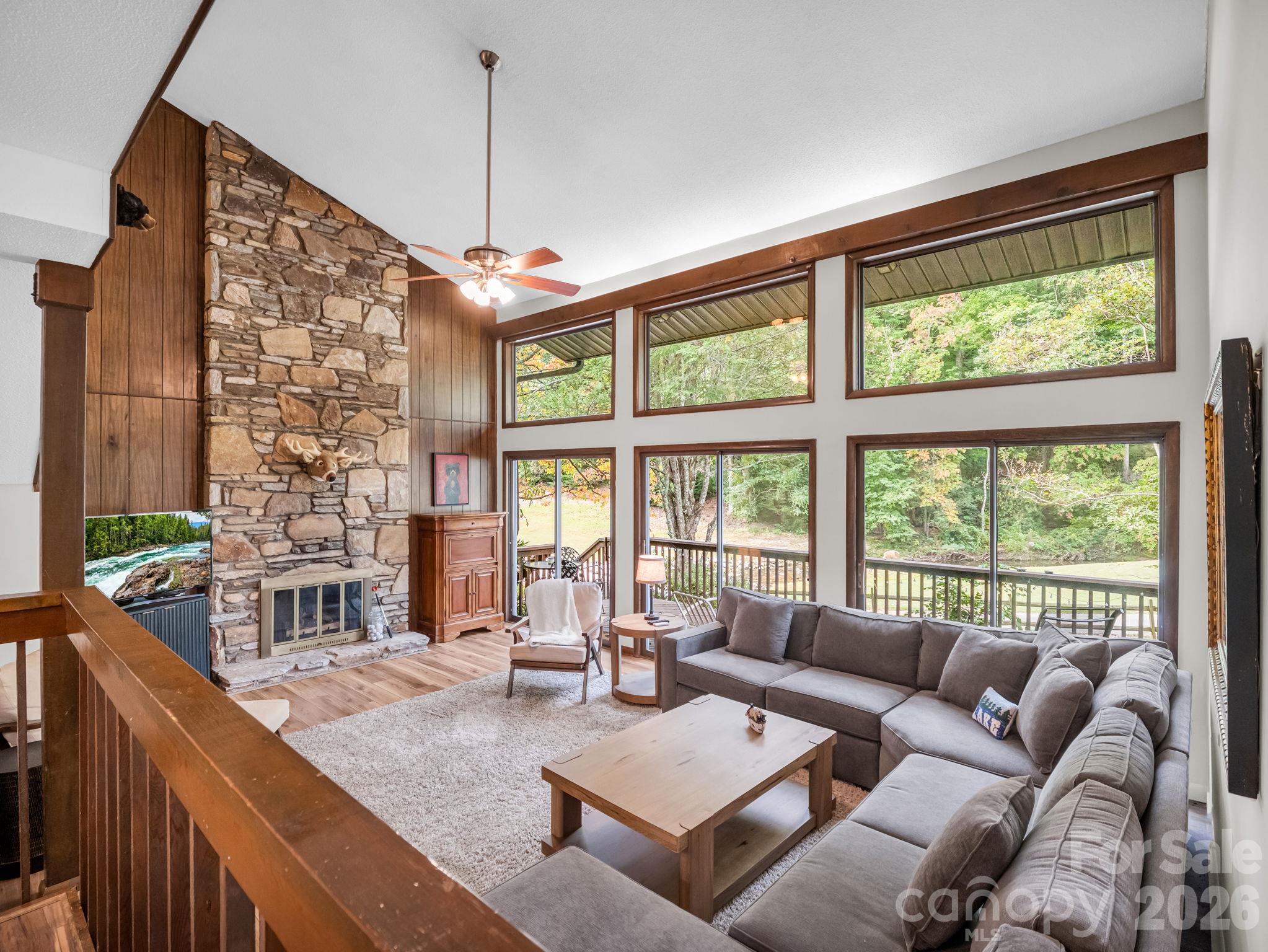 441 Mountains Boulevard D-101 Property Photo 12