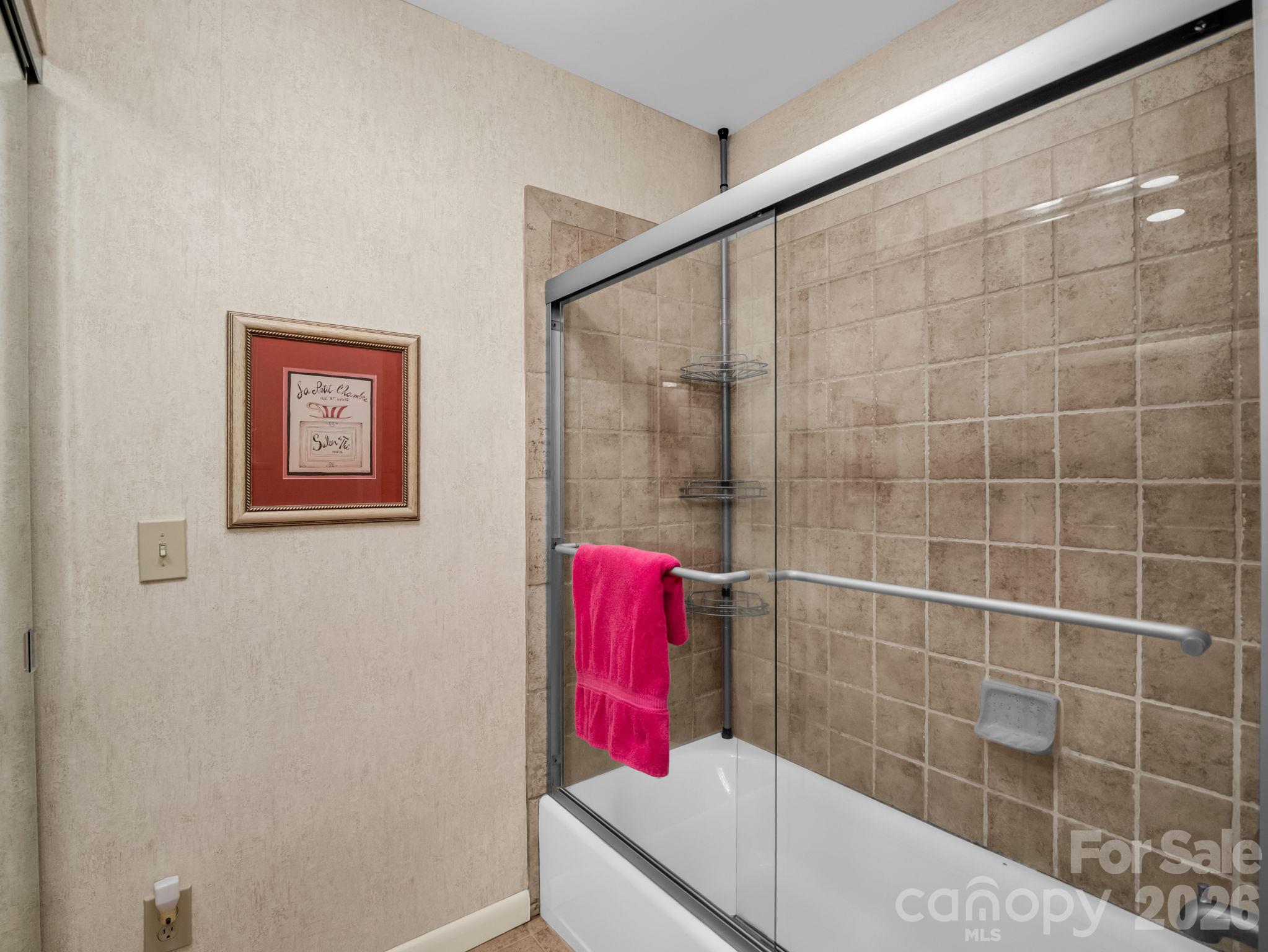 441 Mountains Boulevard D-101 Property Photo 23
