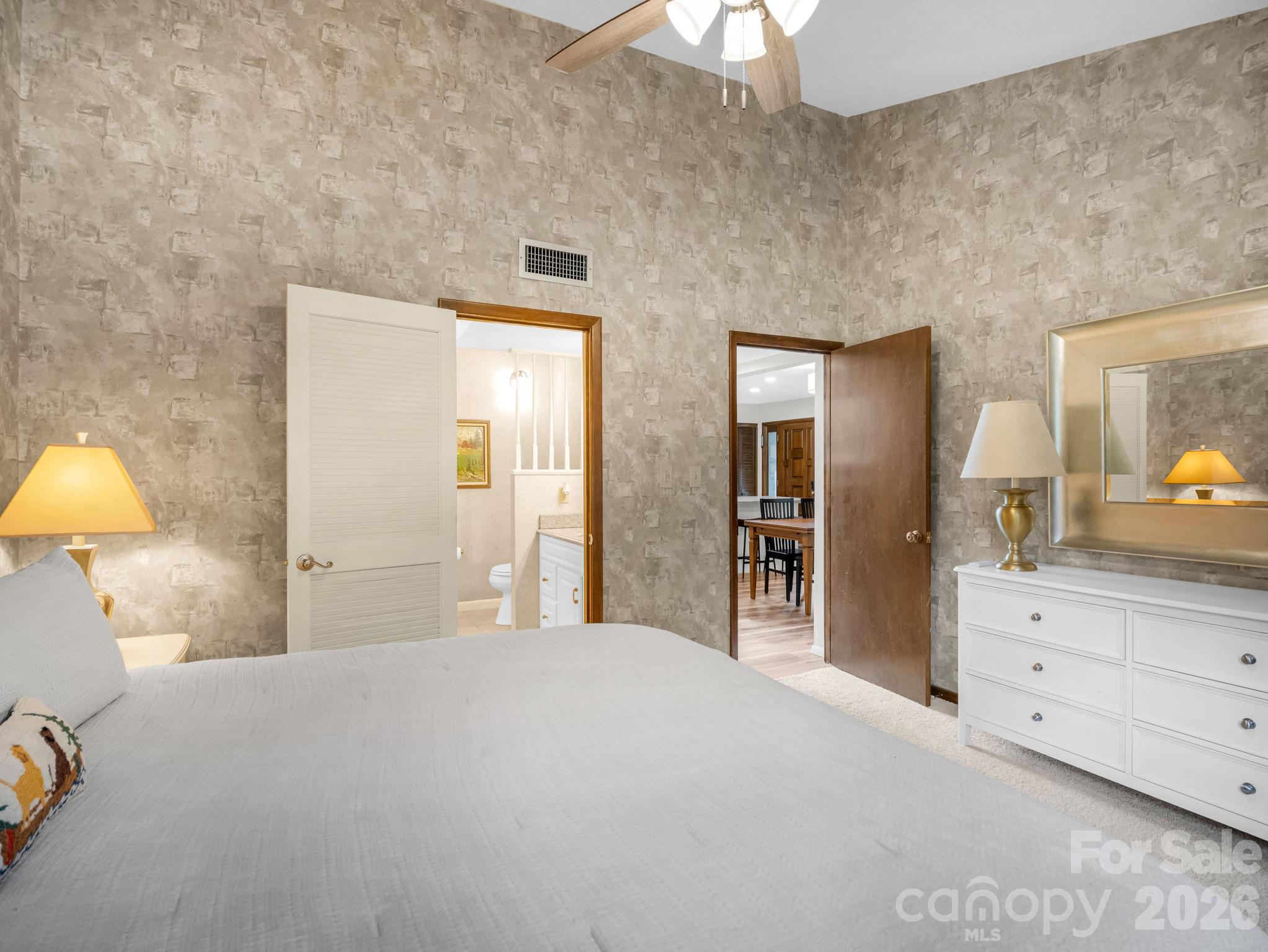 441 Mountains Boulevard D-101 Property Photo 24