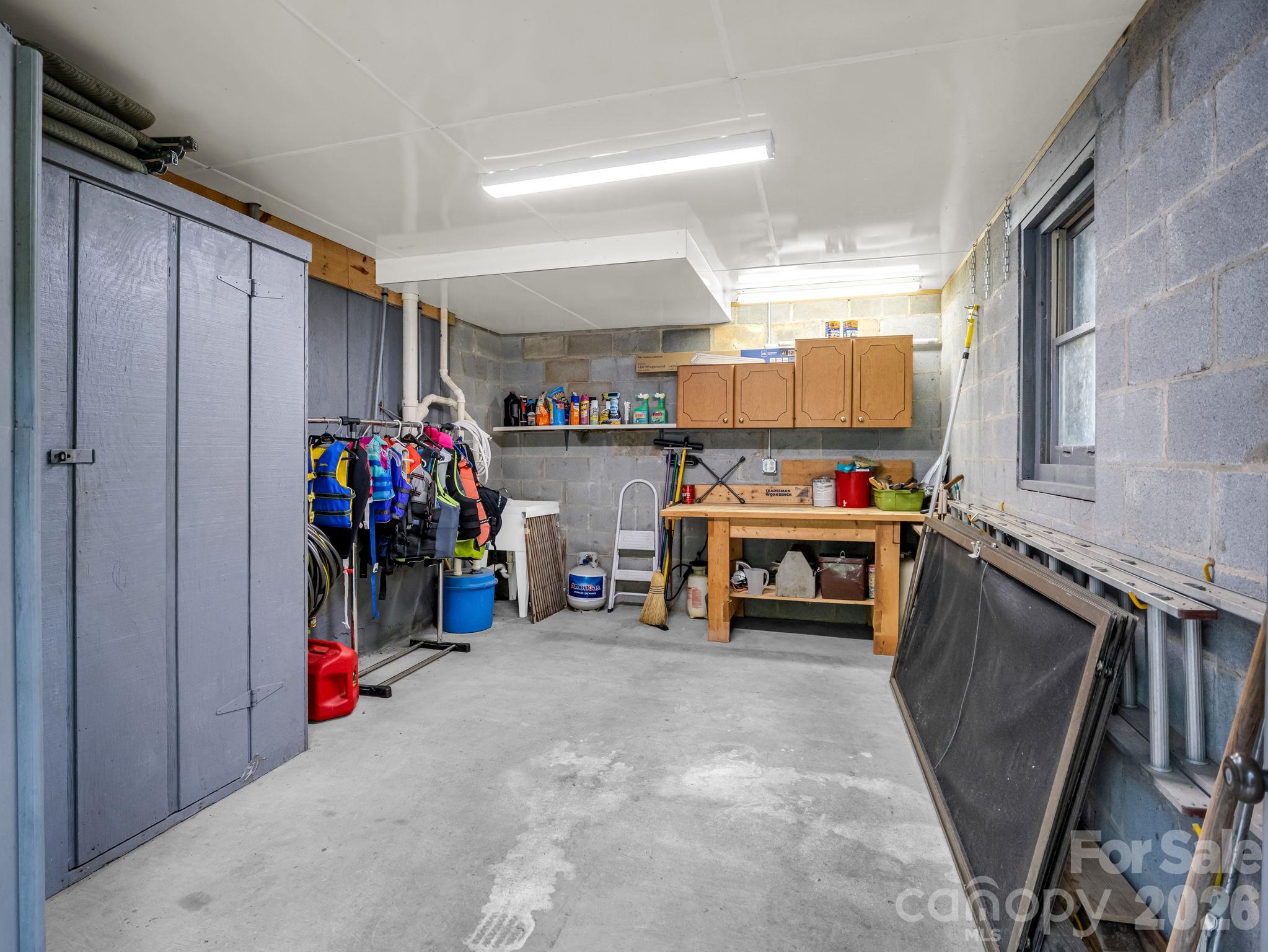 441 Mountains Boulevard D-101 Property Photo 43