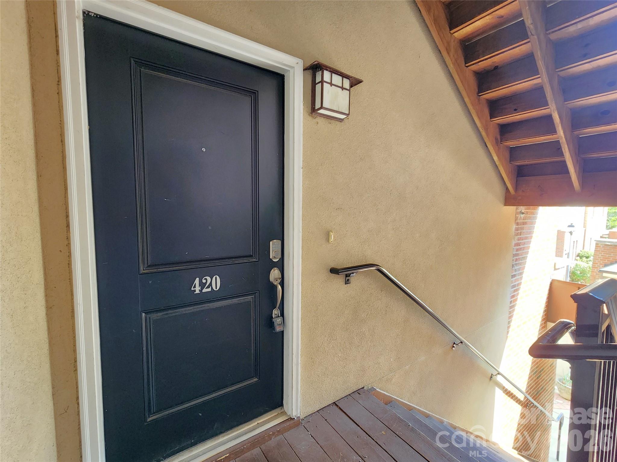 1308 Kenilworth Avenue 420 Property Photo 2
