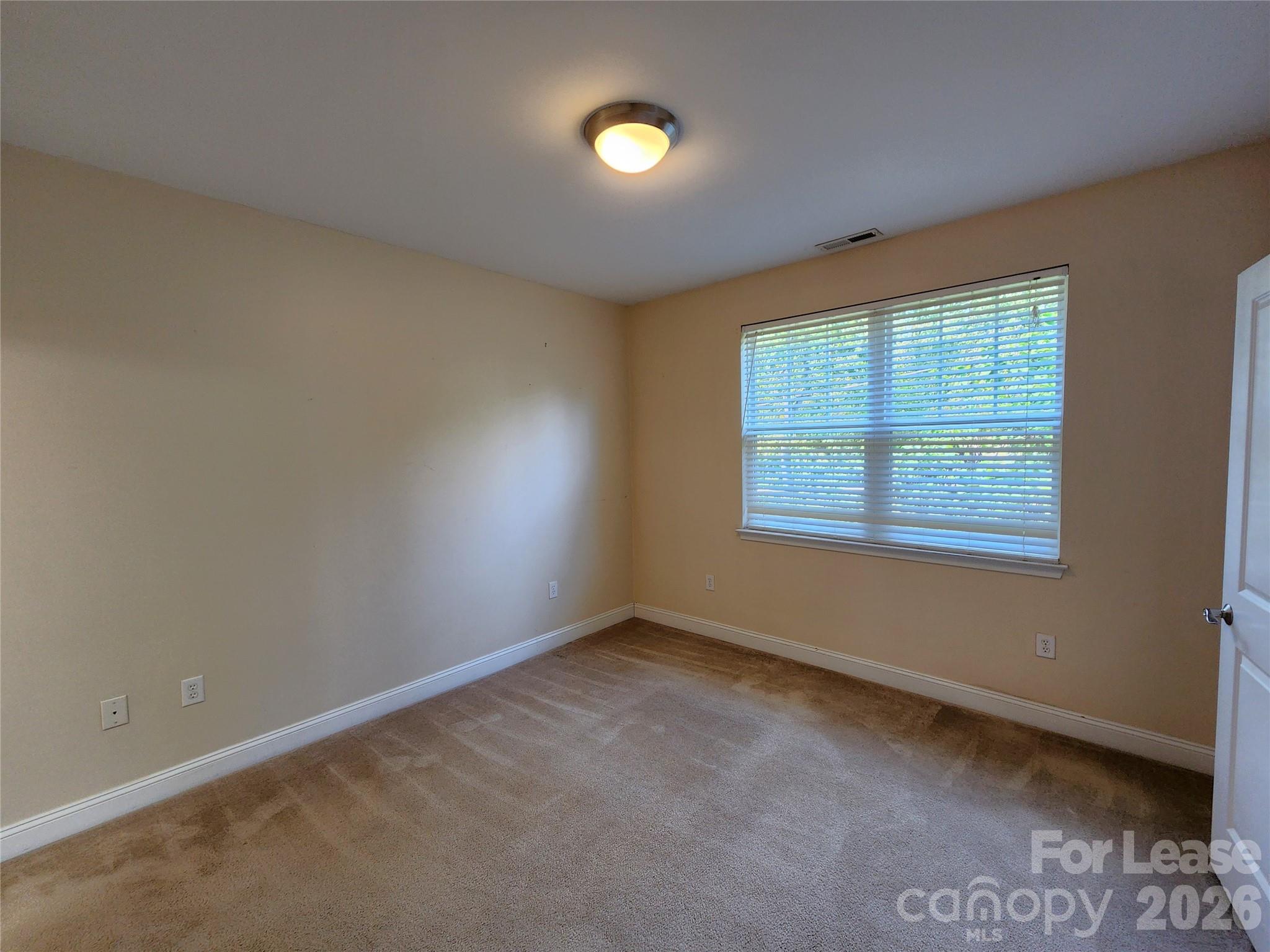 1308 Kenilworth Avenue 420 Property Photo 7