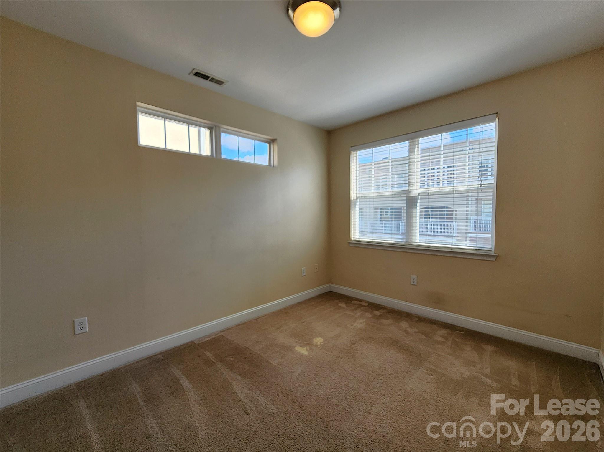 1308 Kenilworth Avenue 420 Property Photo 10