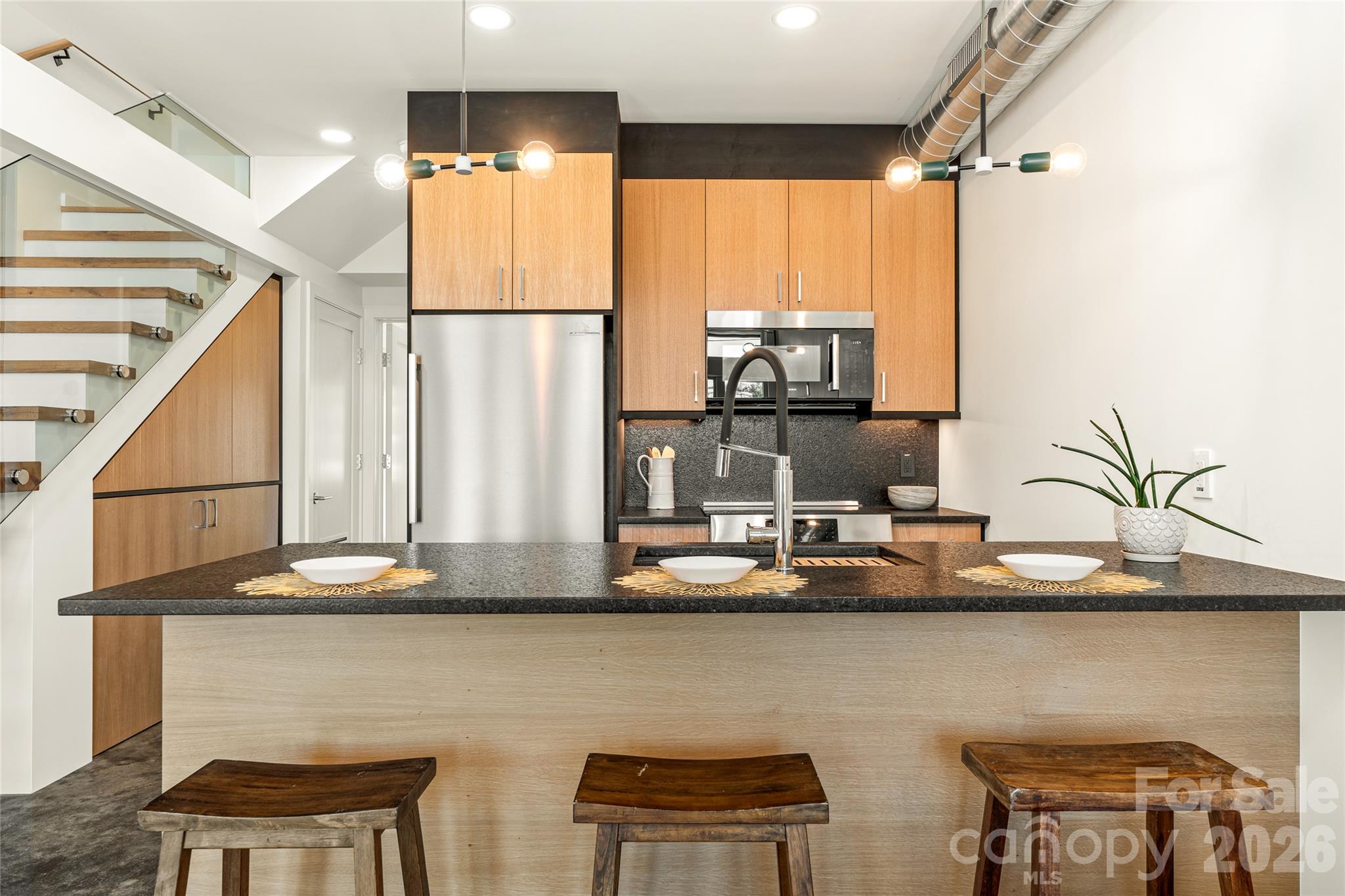 6 Roberts Street Property Photo 7