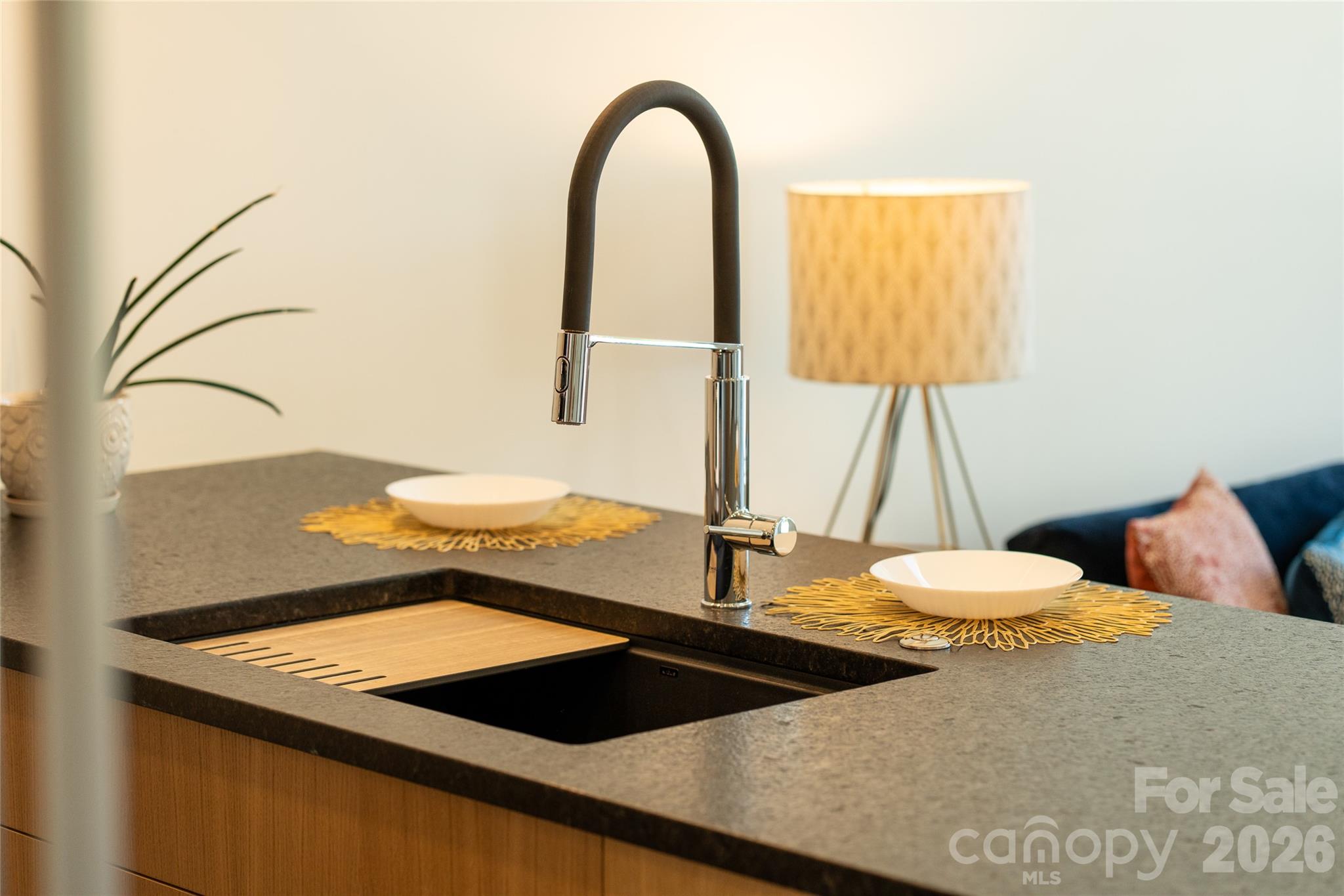 6 Roberts Street Property Photo 8