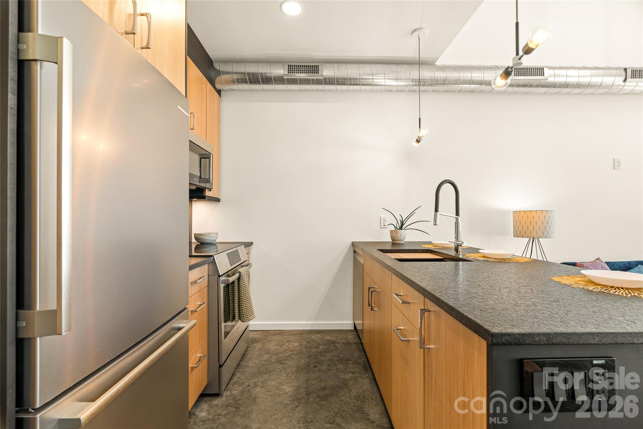 6 Roberts Street Property Photo 12