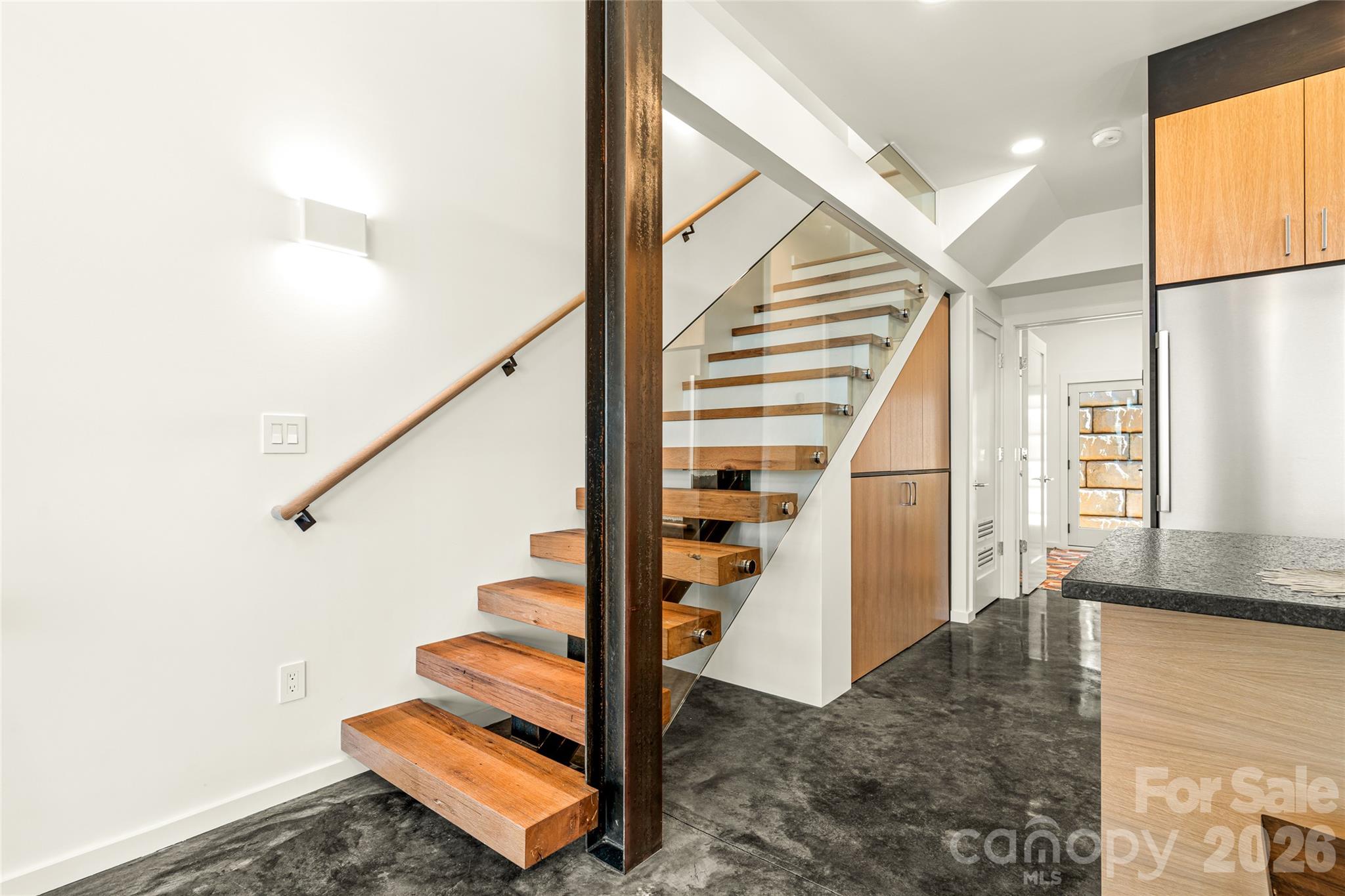 6 Roberts Street Property Photo 14