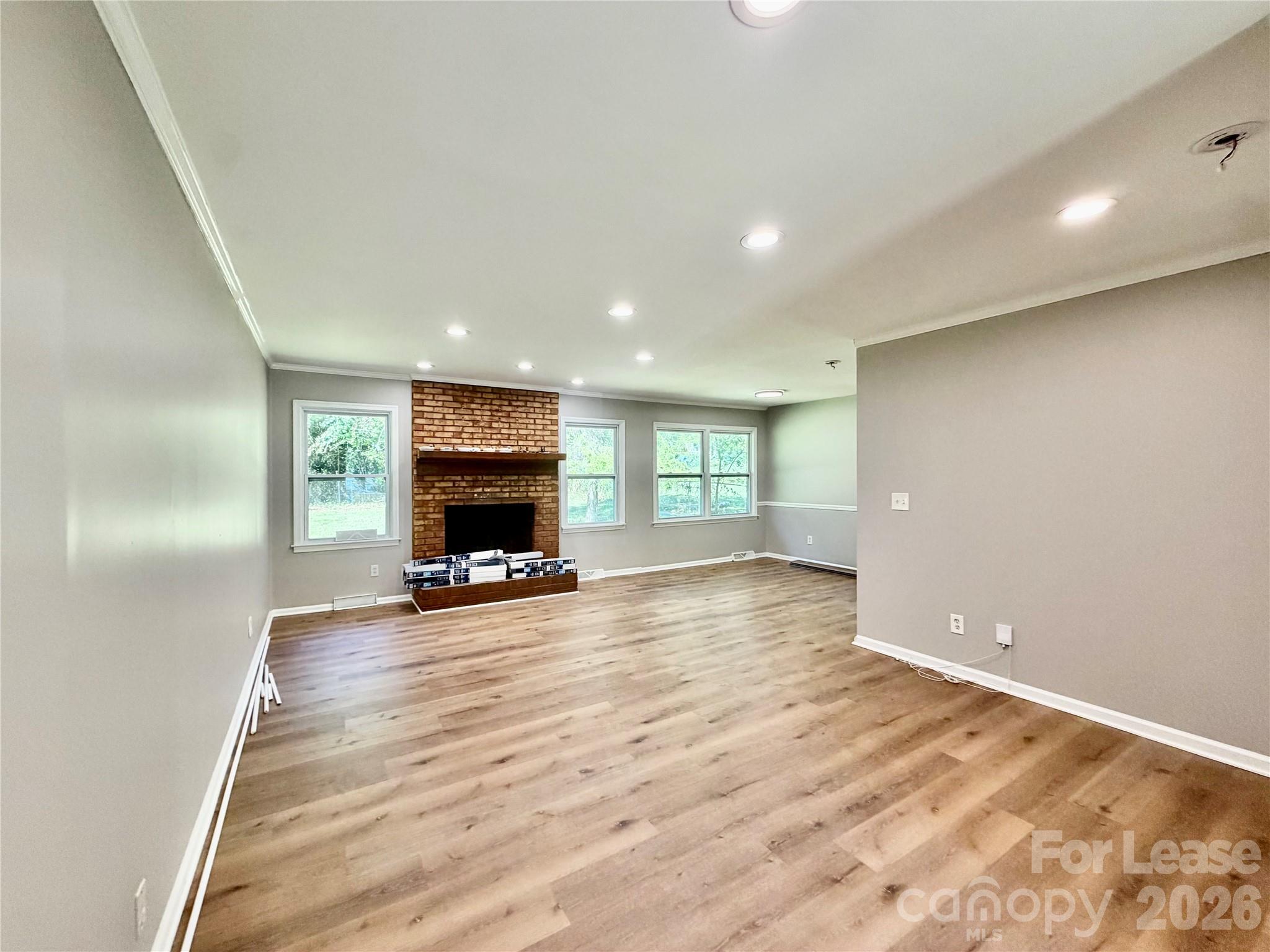 3517 Cross Winds Drive Property Photo 6