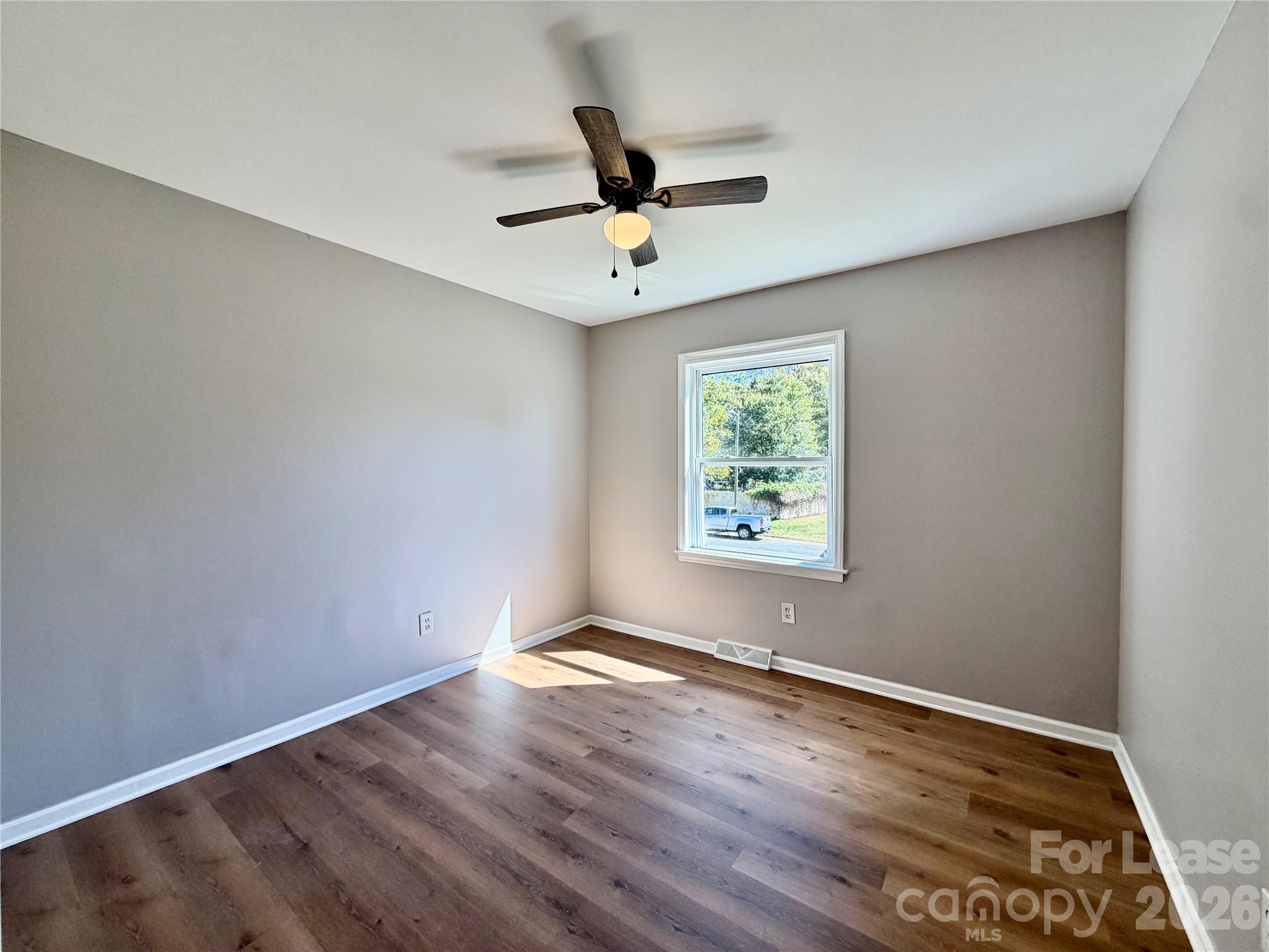 3517 Cross Winds Drive Property Photo 27