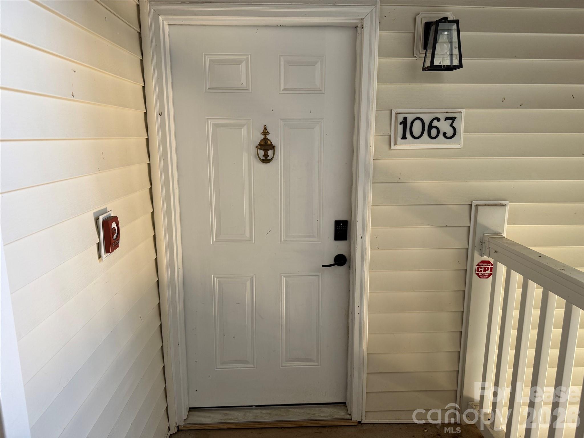 1063 Triece Lane Property Photo 1