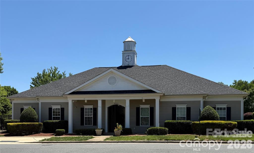 1063 Triece Lane Property Photo 3
