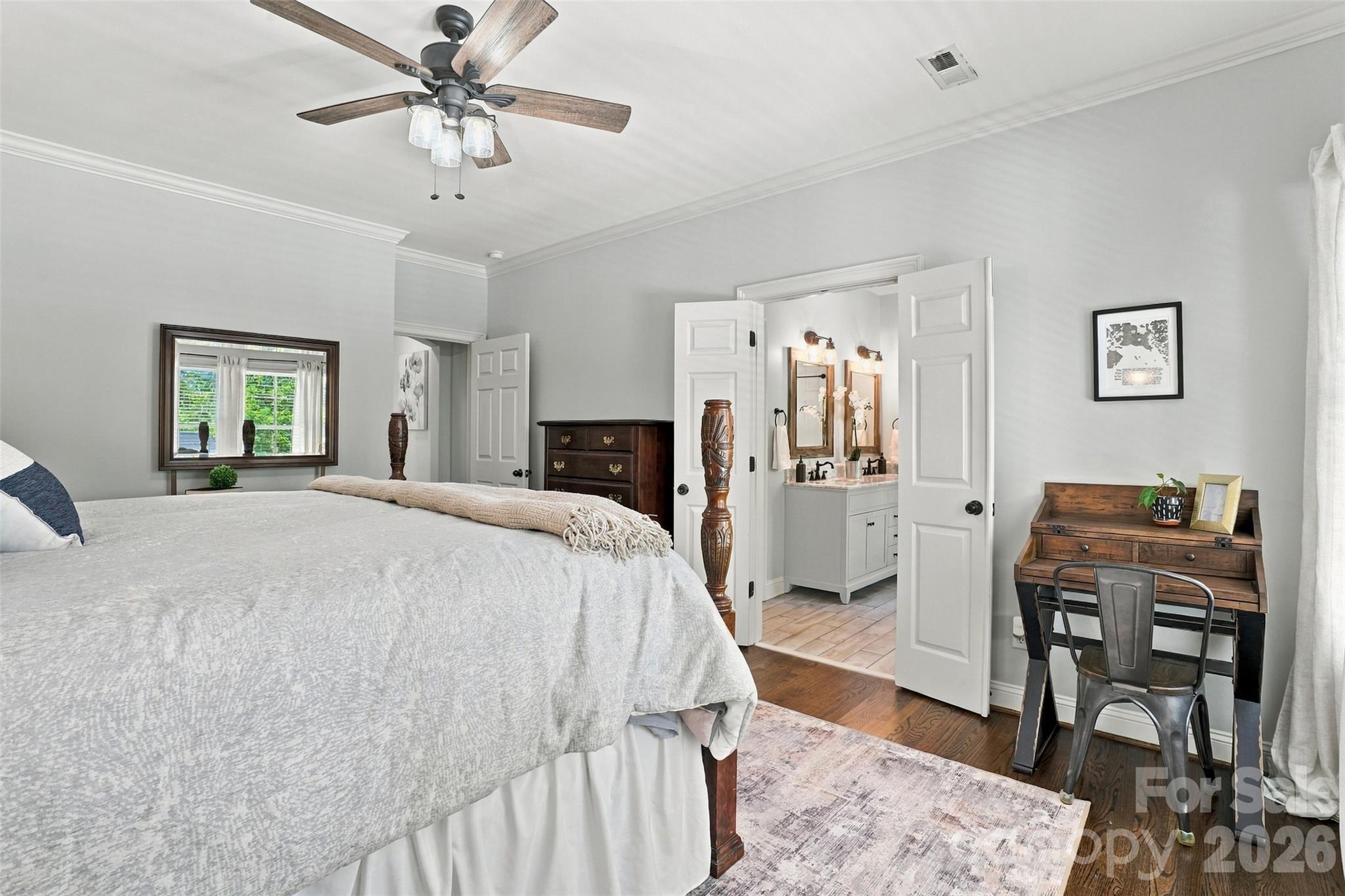 544 Glen Walk Drive Property Photo 23