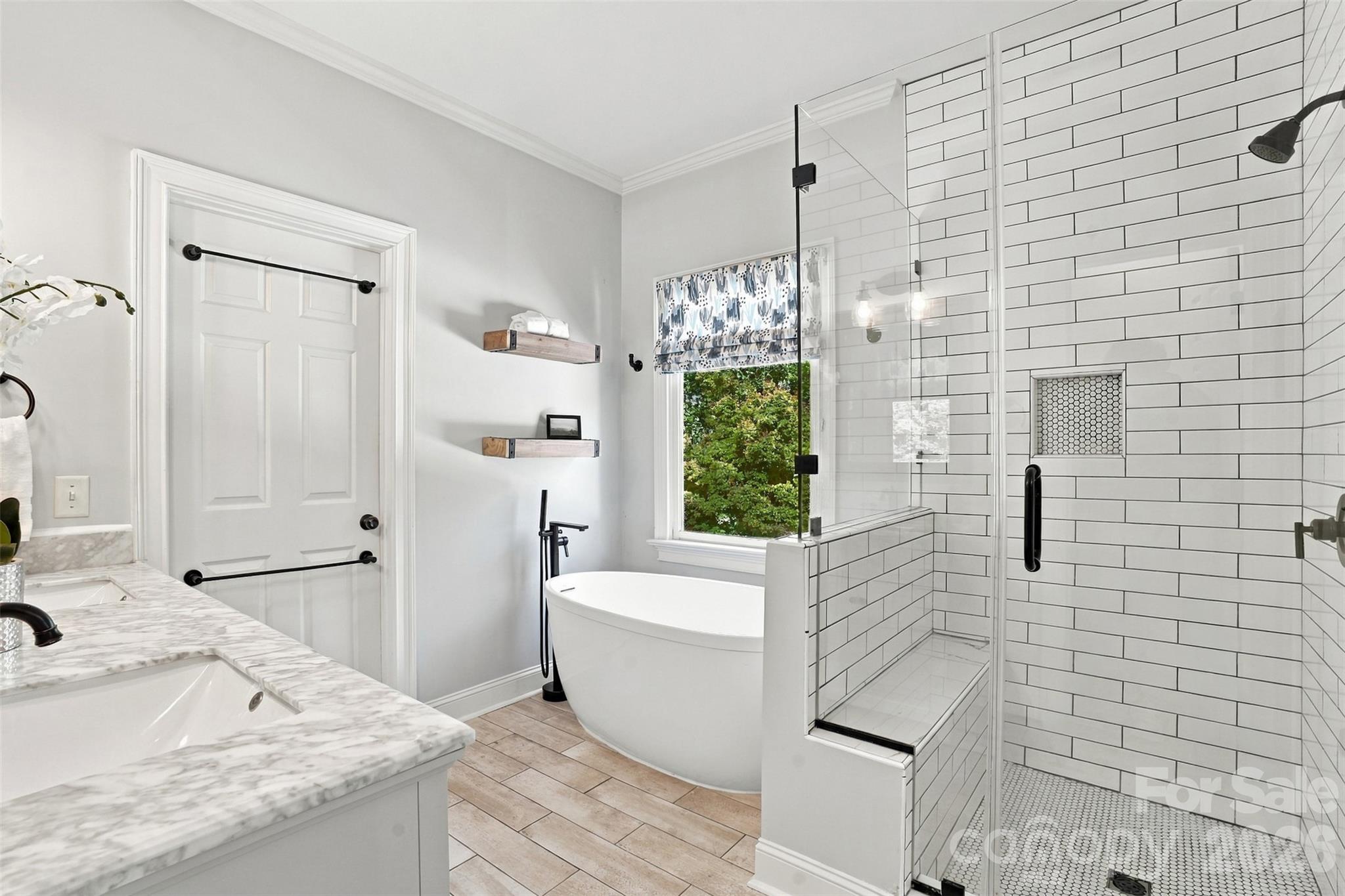 544 Glen Walk Drive Property Photo 26