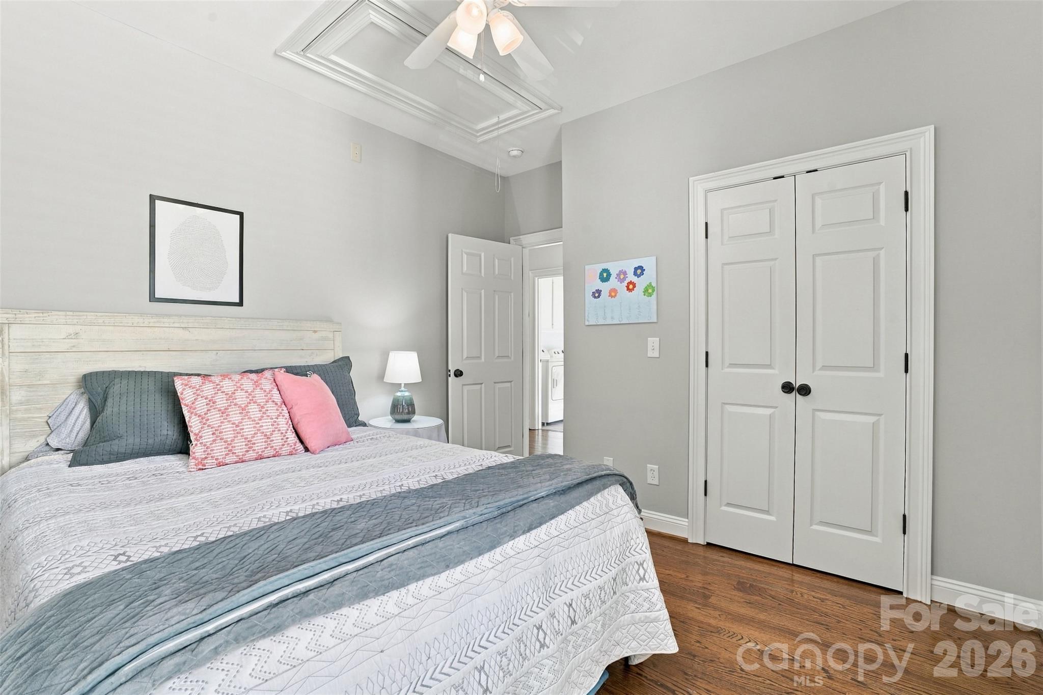 544 Glen Walk Drive Property Photo 28