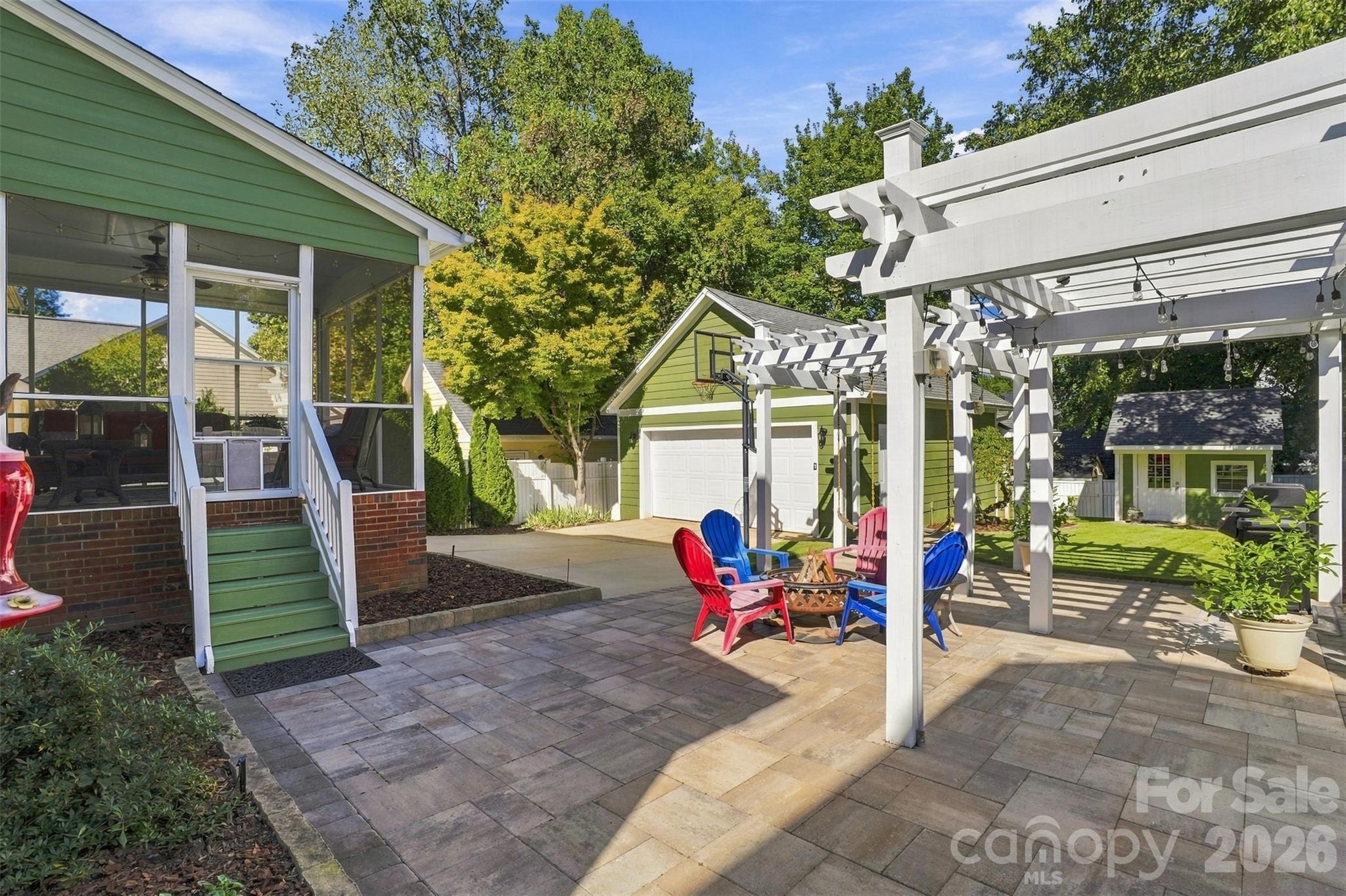 544 Glen Walk Drive Property Photo 36