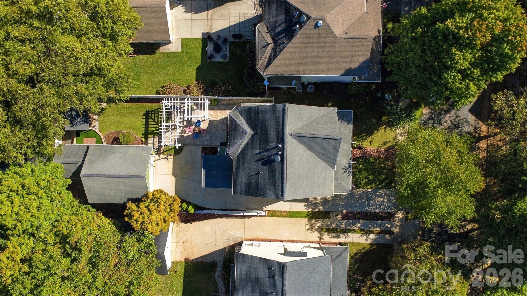 544 Glen Walk Drive Property Photo 47