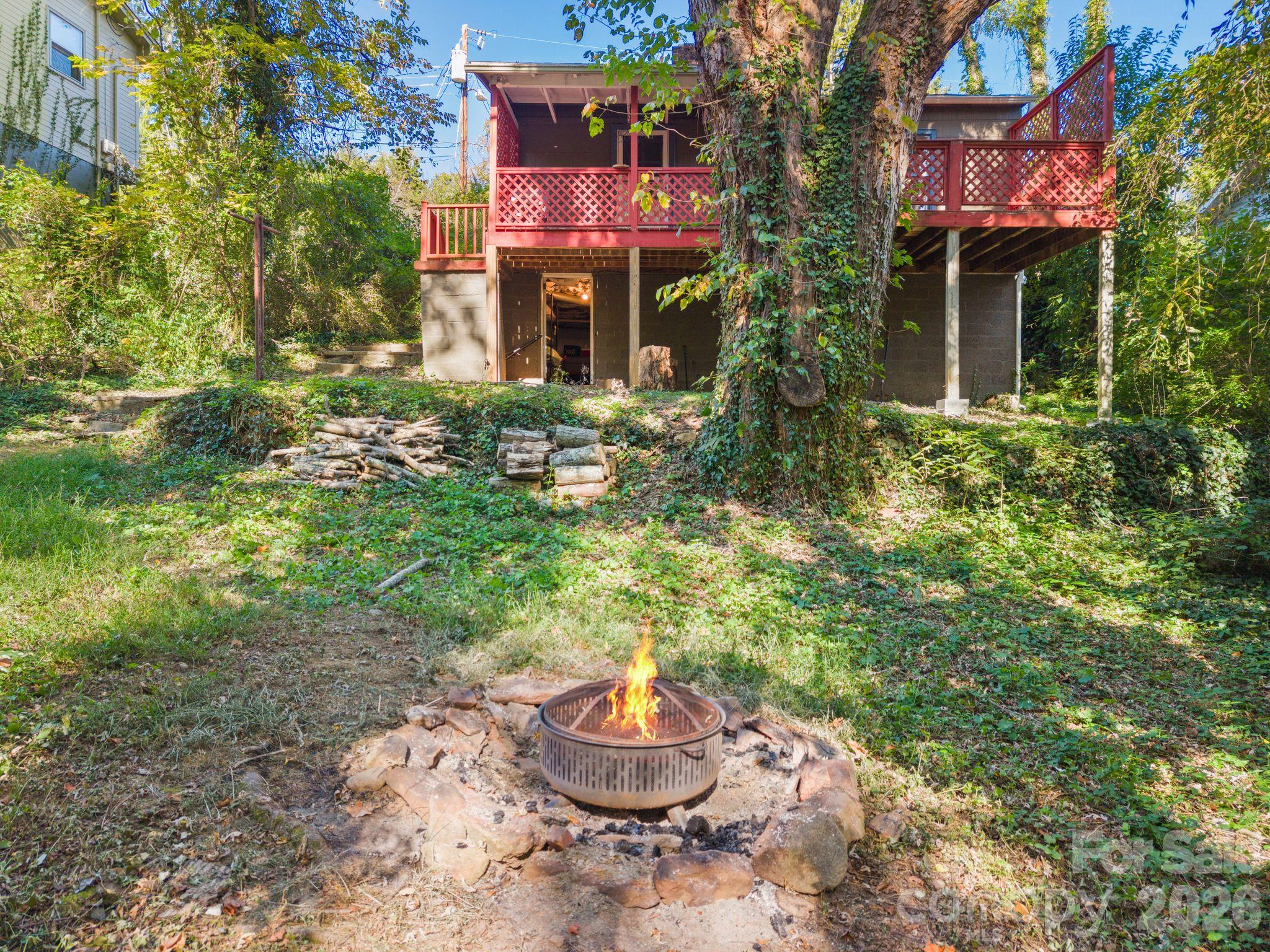 224 Aurora Drive 3 Property Photo 18