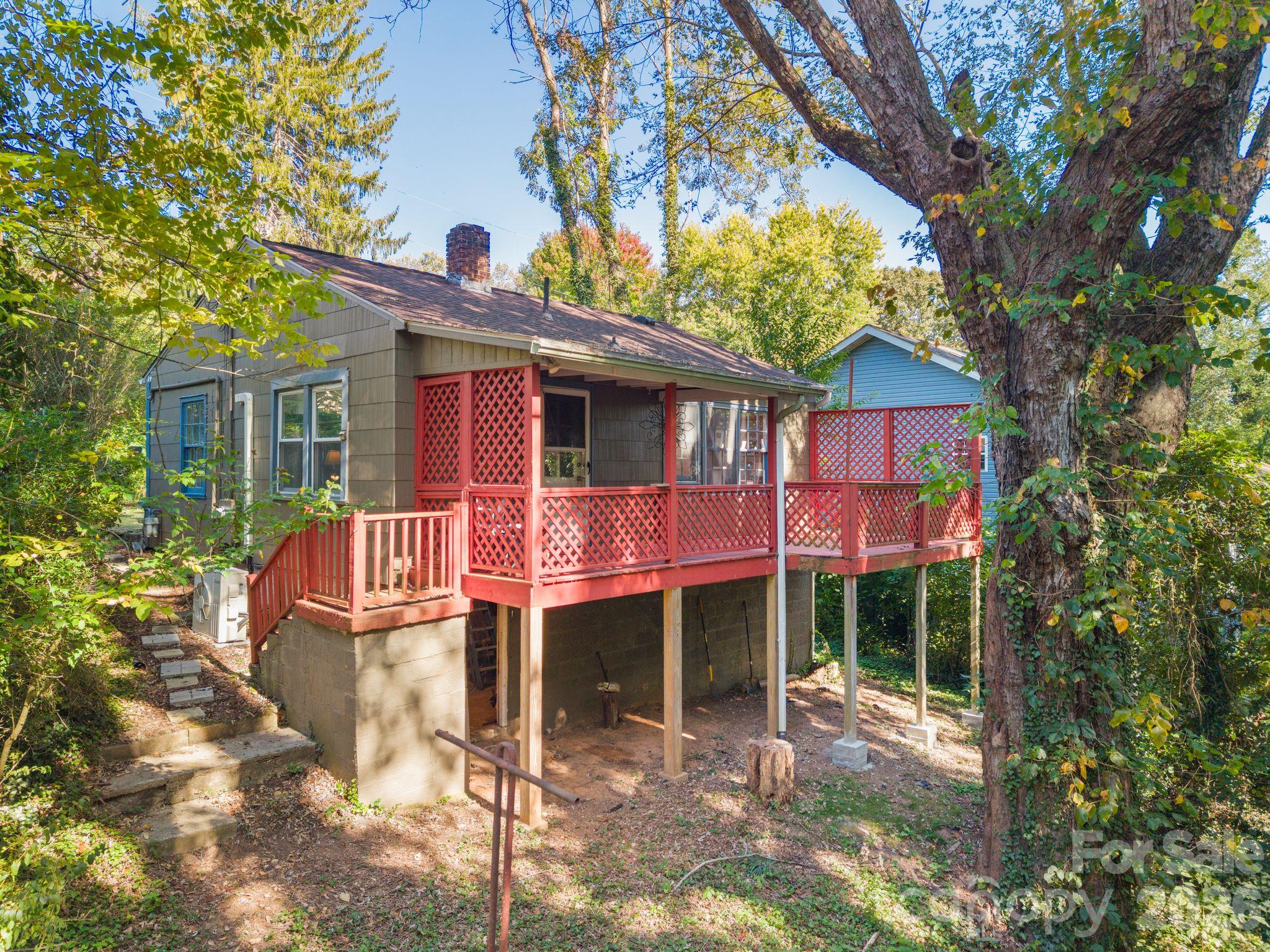 224 Aurora Drive 3 Property Photo 19