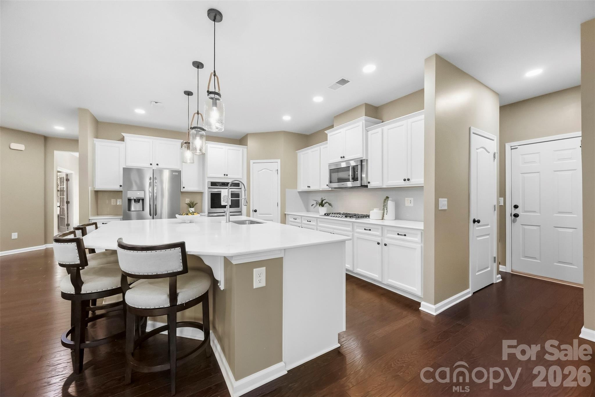821 Spelman Drive Property Photo 6