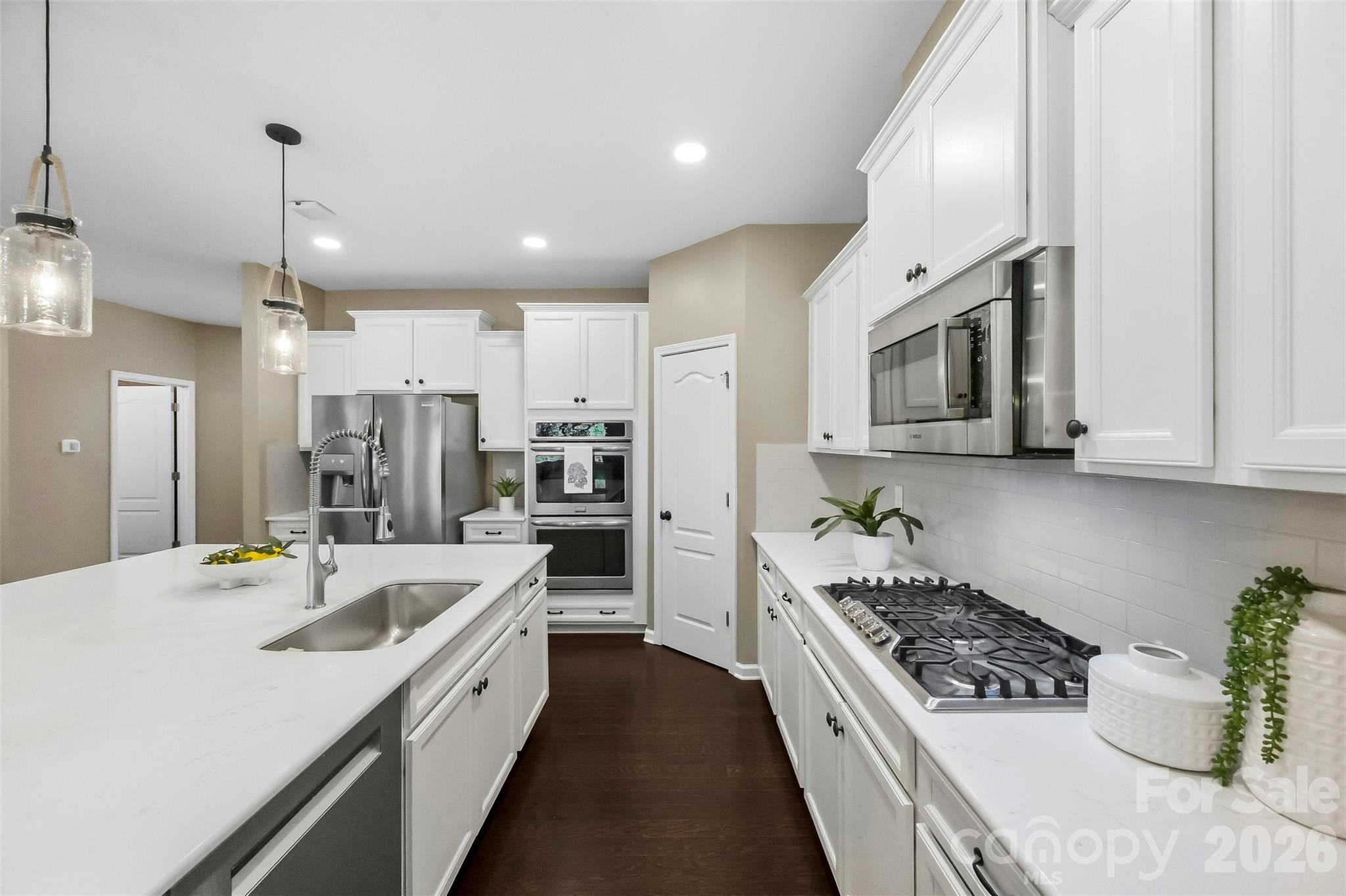 821 Spelman Drive Property Photo 7