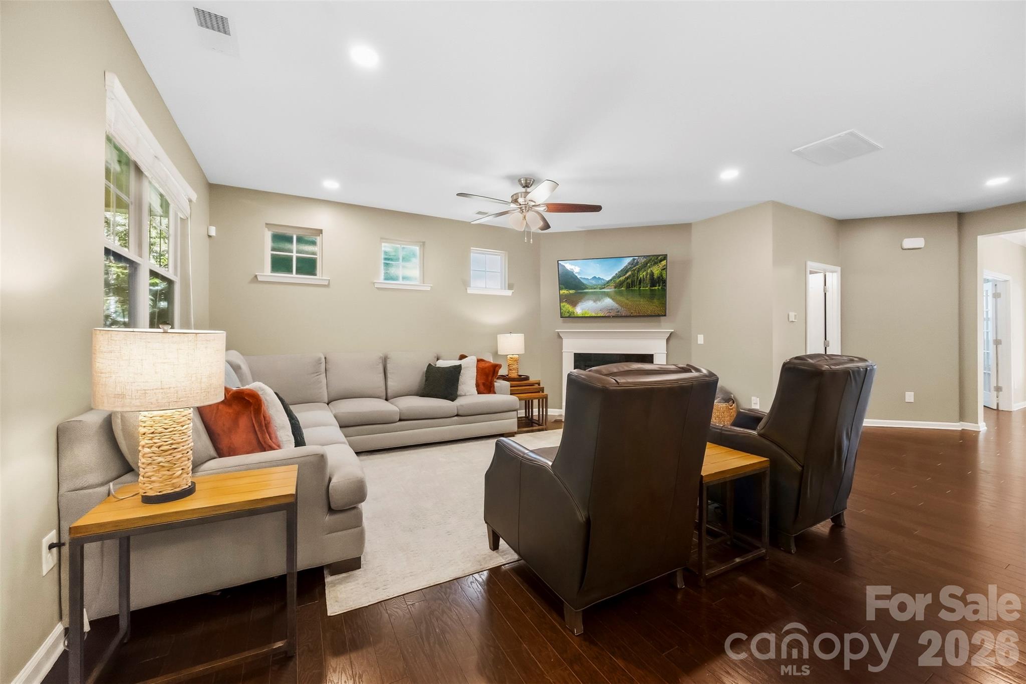 821 Spelman Drive Property Photo 12