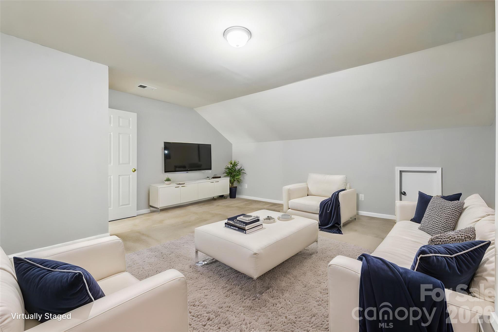 4226 Lotts Place Property Photo 7