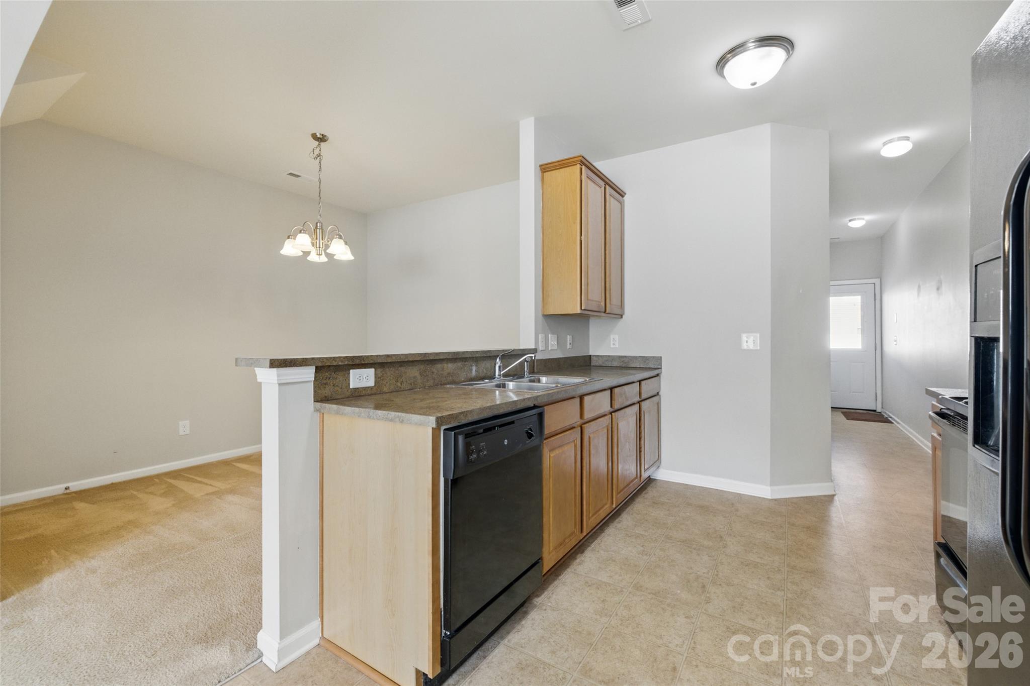 4226 Lotts Place Property Photo 12