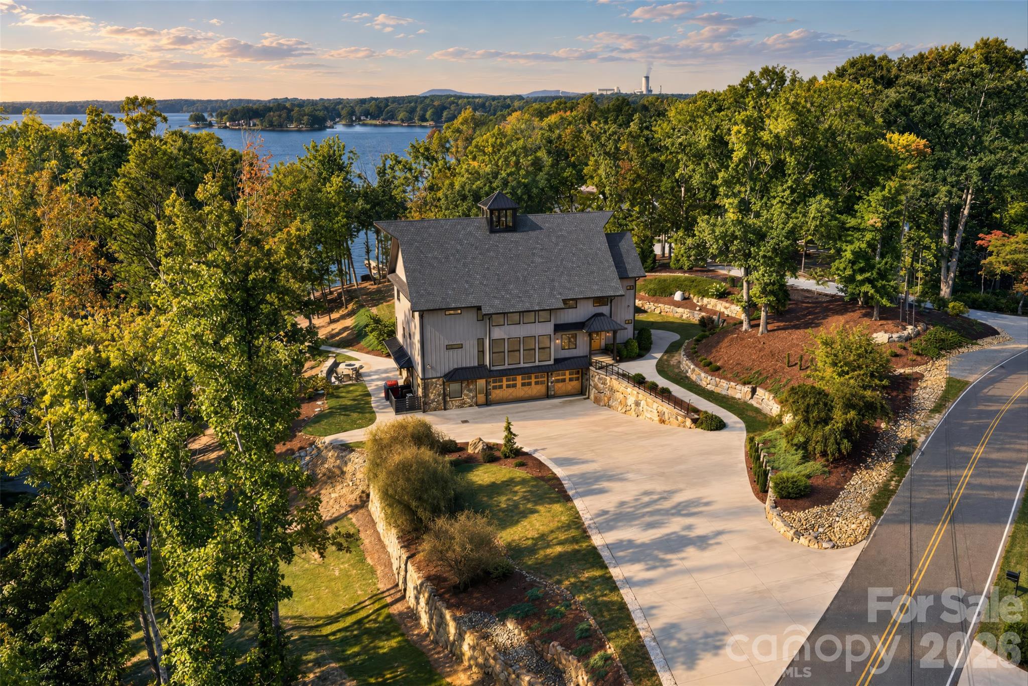 222 Greenbay Road Property Photo 1