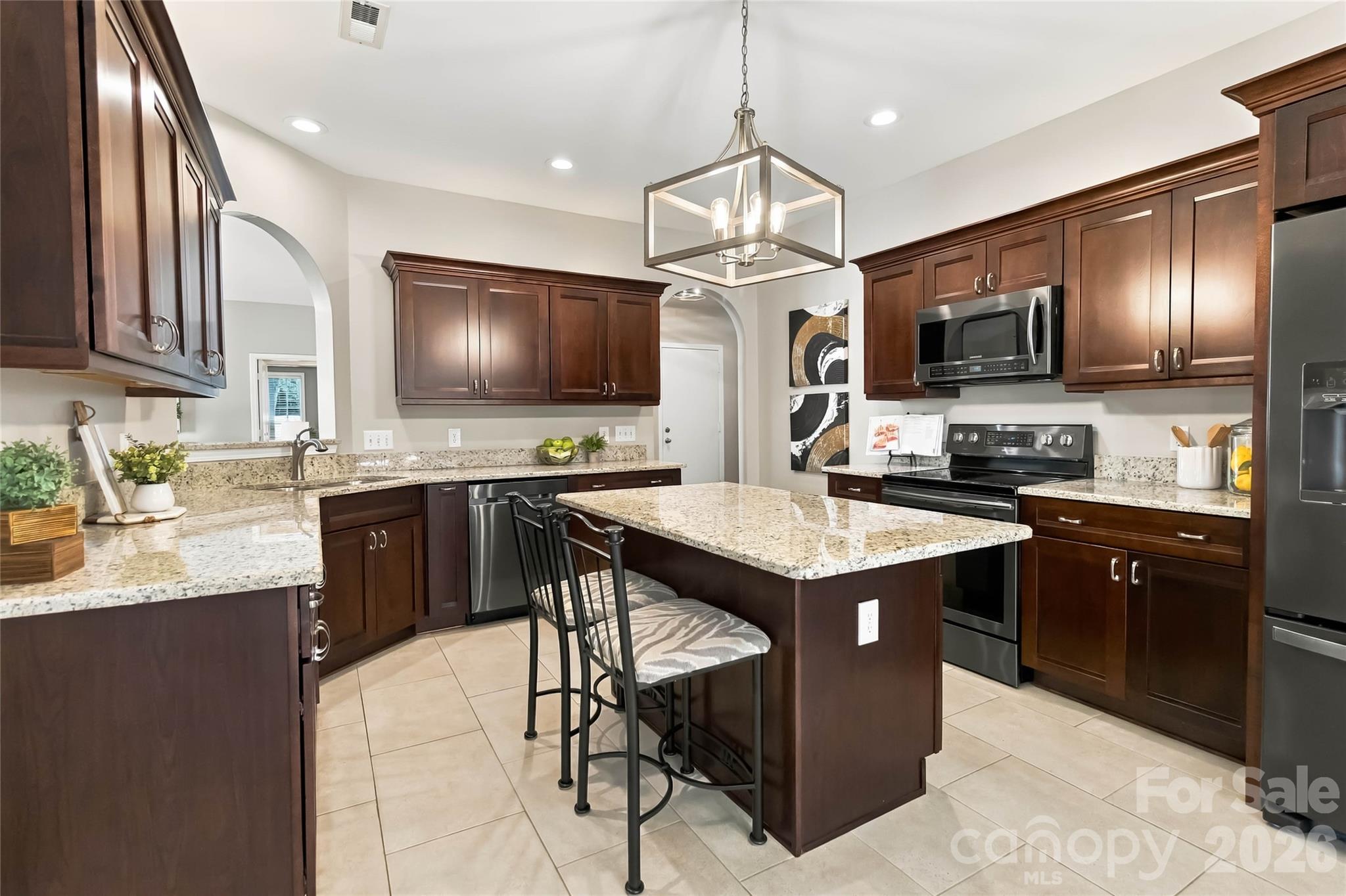15032 Rothesay Drive 23 Property Photo 7