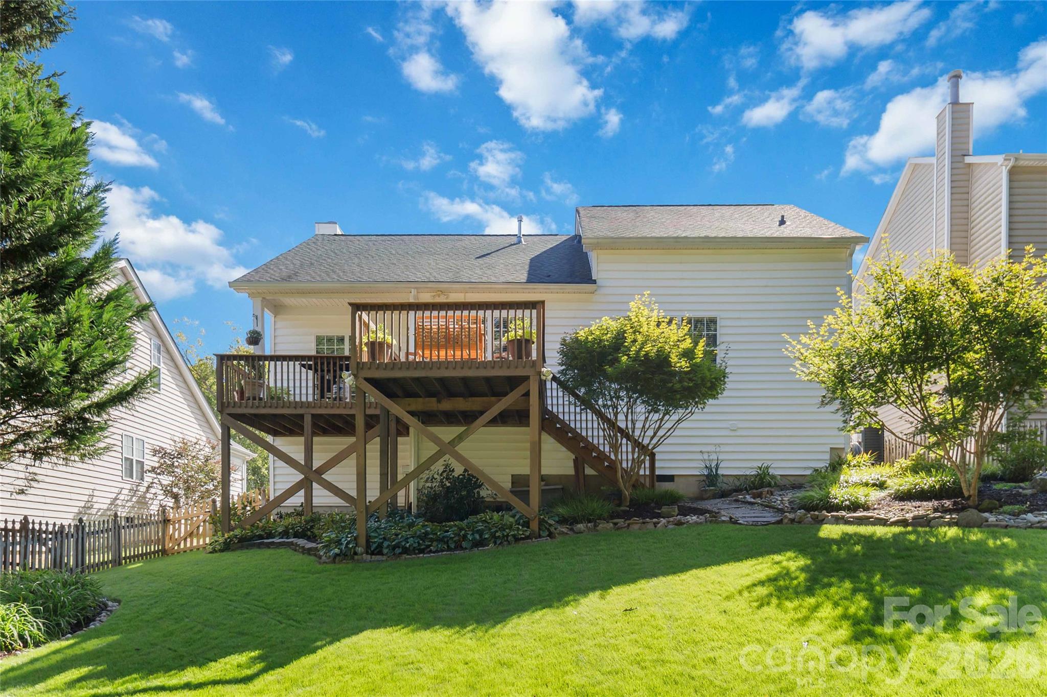 15032 Rothesay Drive 23 Property Photo 27