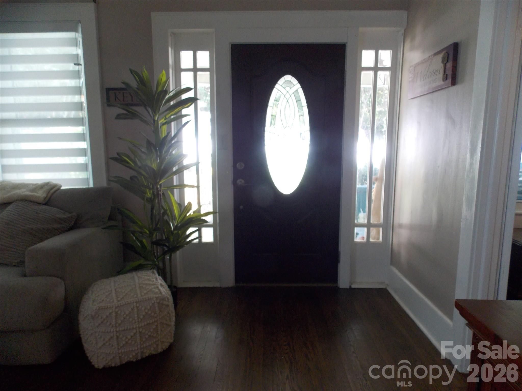809 Grove Avenue Property Photo 2