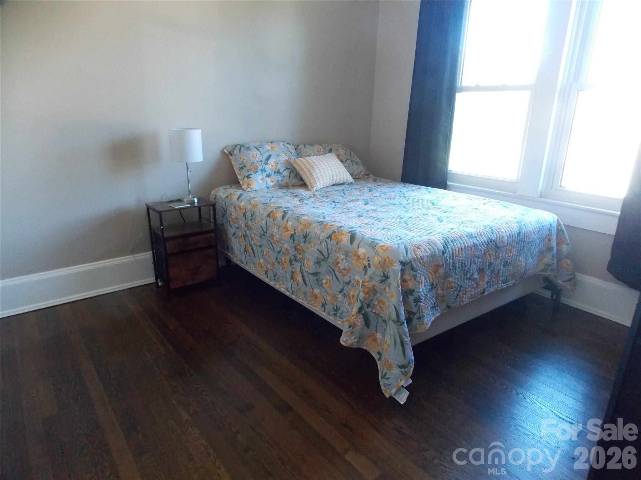 809 Grove Avenue Property Photo 8